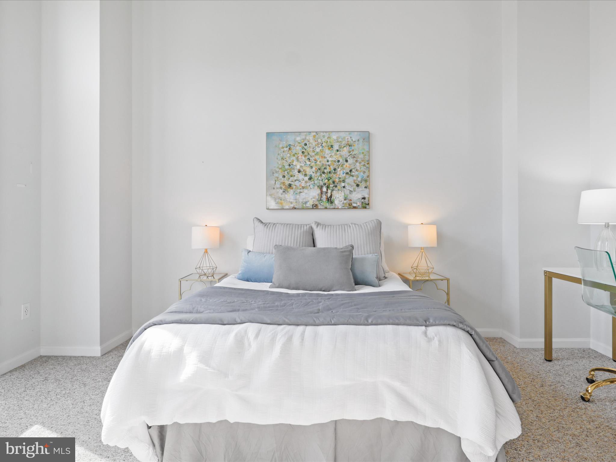 SHIRLINGTON VILLAGE - Residential