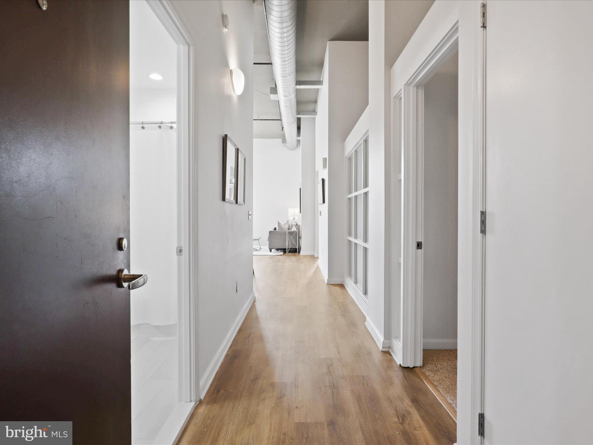 SHIRLINGTON VILLAGE - Residential