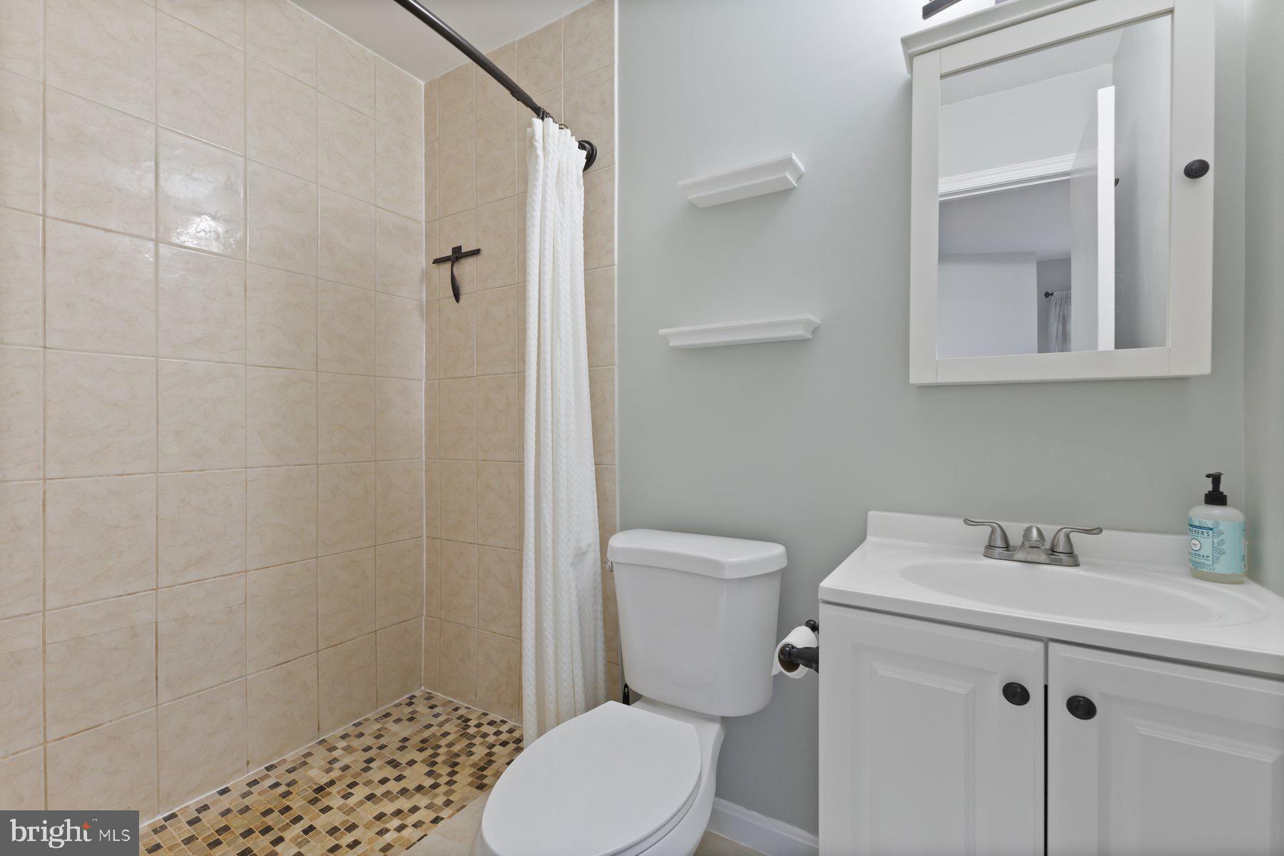 GLEN COVE - Residential