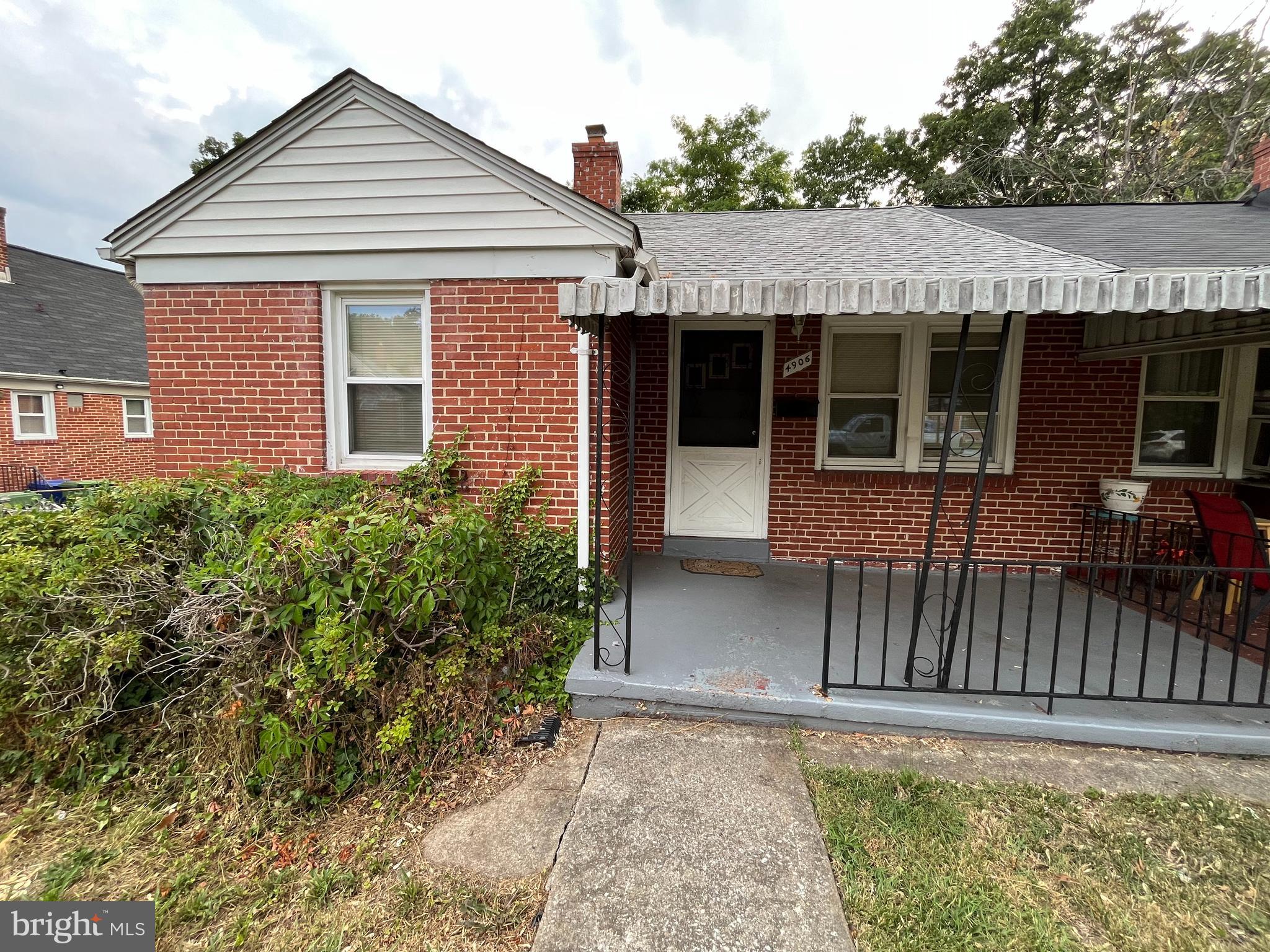 LAURAVILLE HISTORIC DISTRICT - Residential