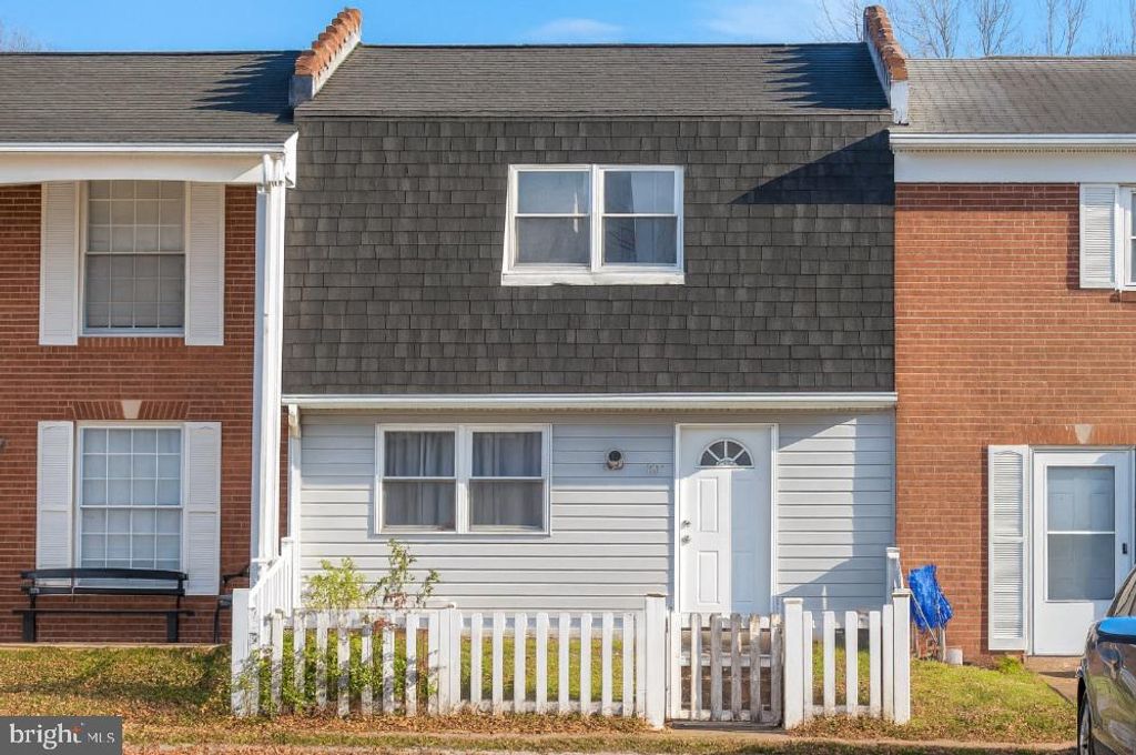 Photo of 911 Anvil Road, FREDERICKSBURG, VA 22405 (MLS # VAST2043730)