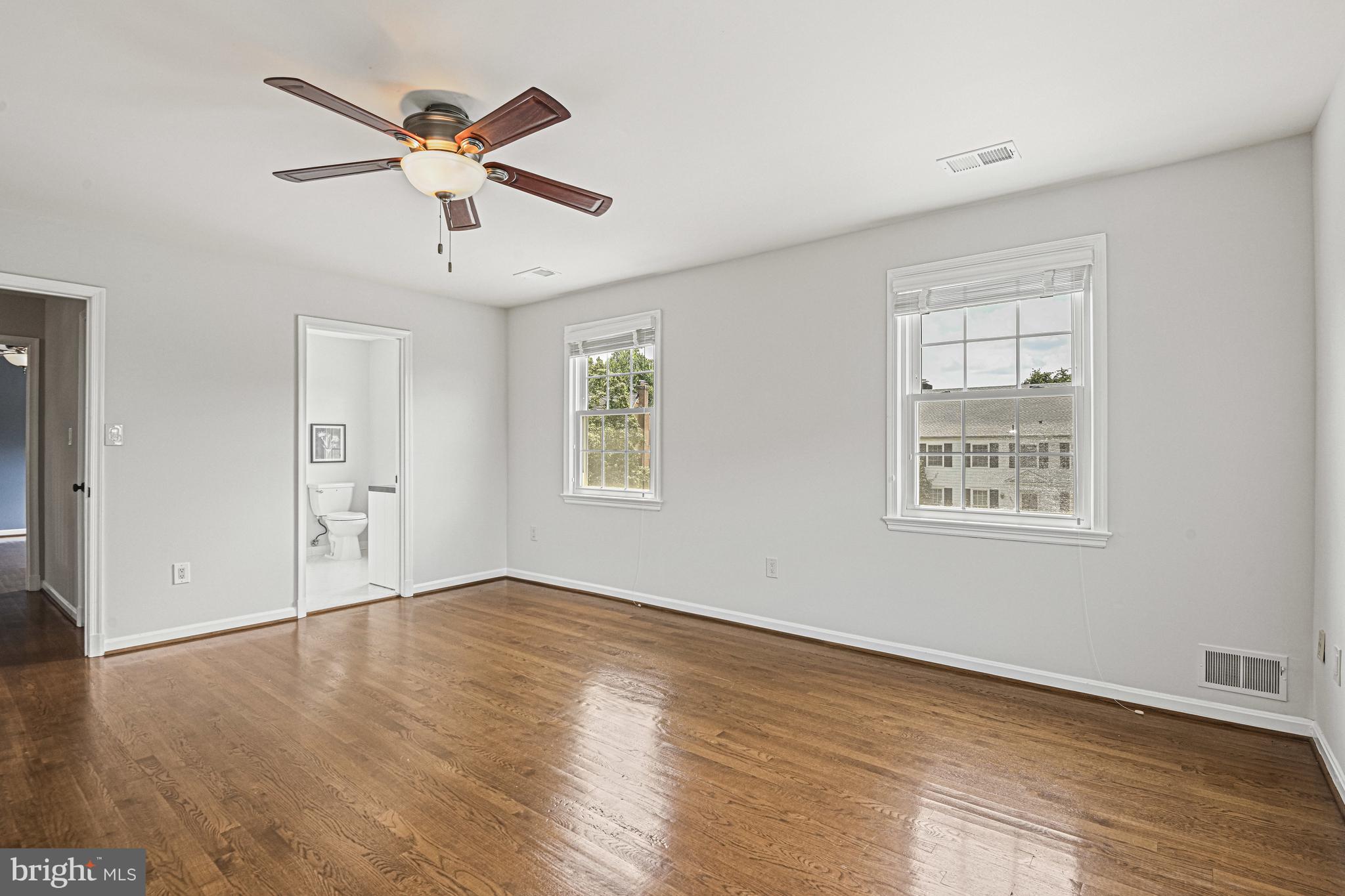 SPRING RIDGE - Residential