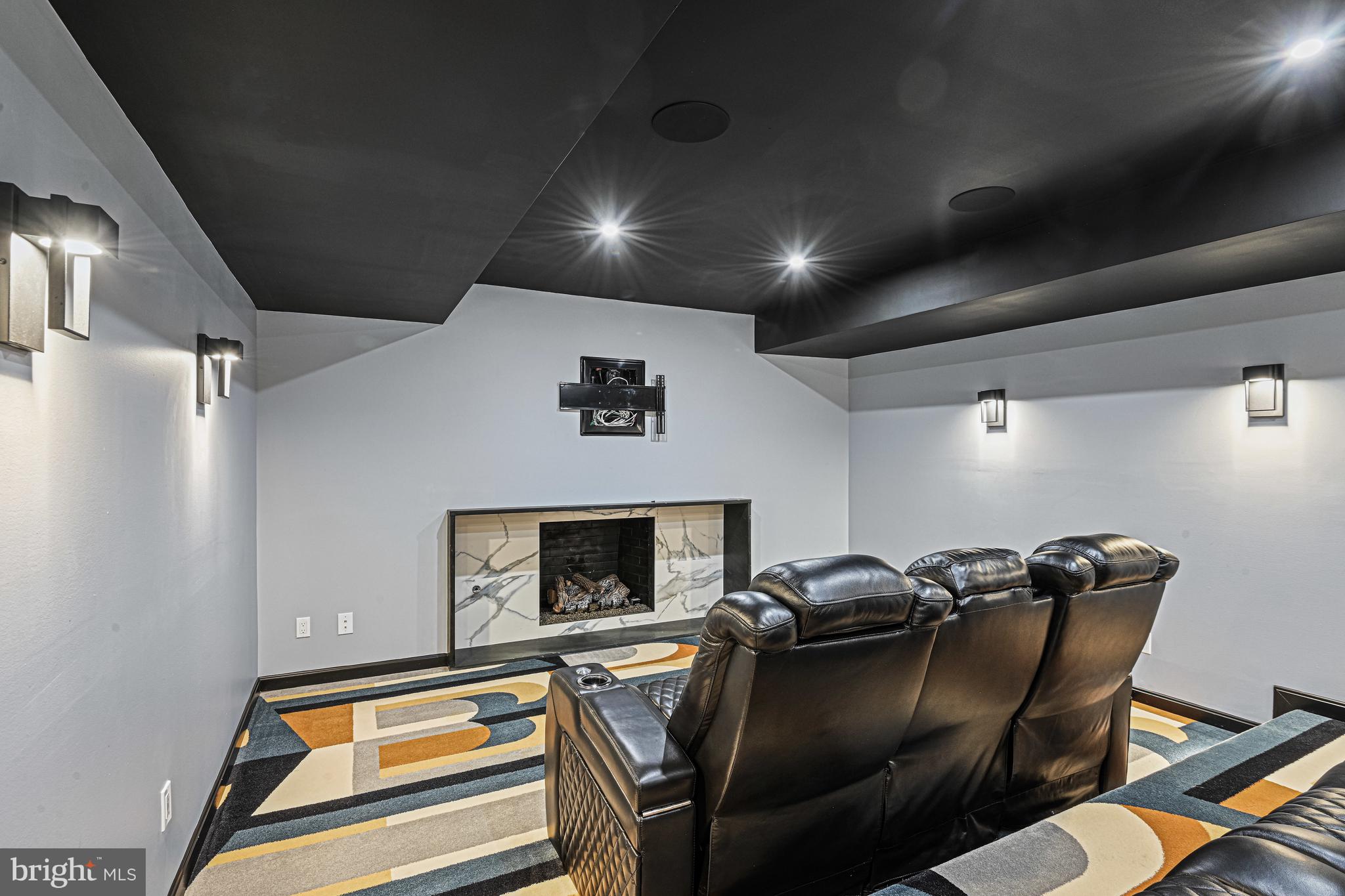 SPRING RIDGE - Residential