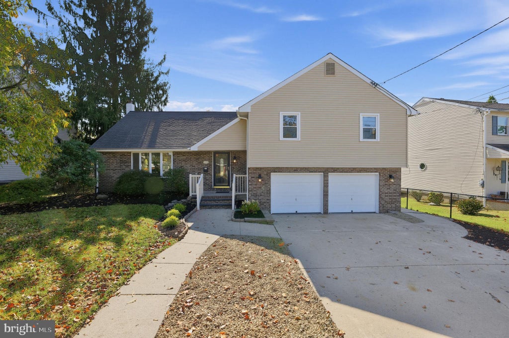 Photo of 1032 Walnut Avenue, WOODBURY HEIGHTS, NJ 08097 (MLS # NJGL2080270)