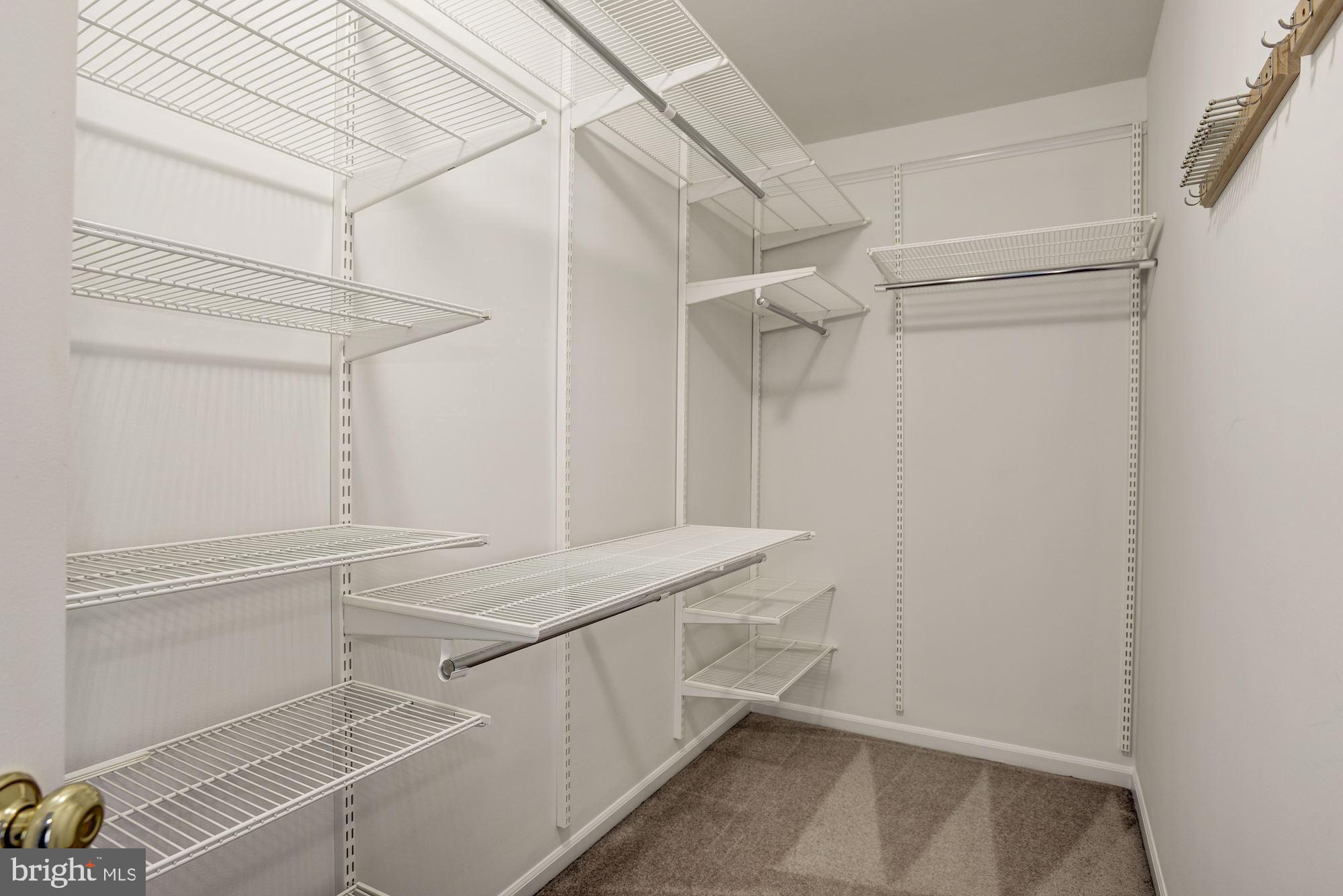 RESTON - Residential Lease