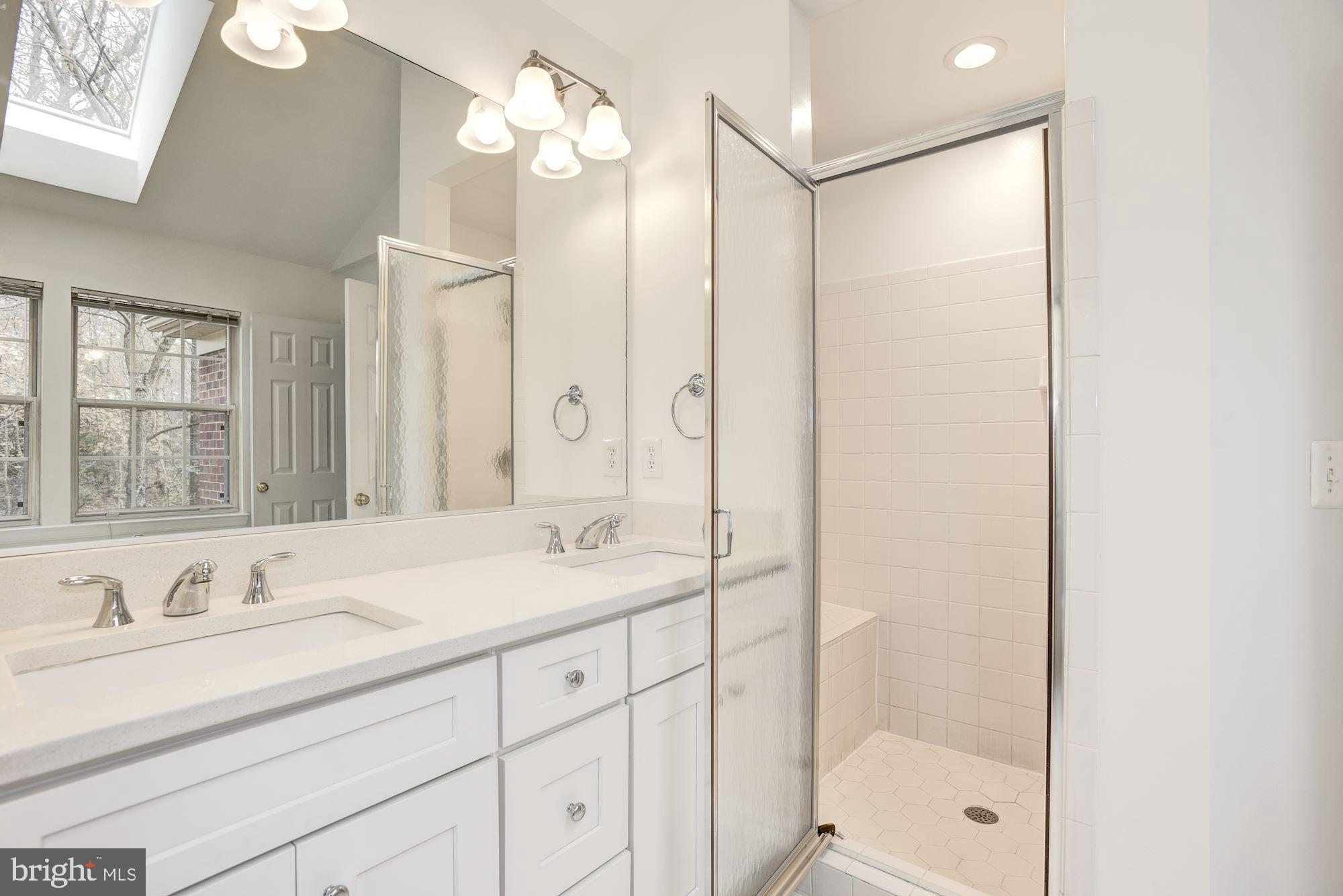 RESTON - Residential Lease