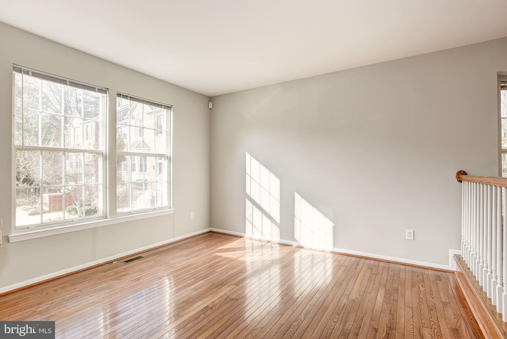 RESTON - Residential Lease