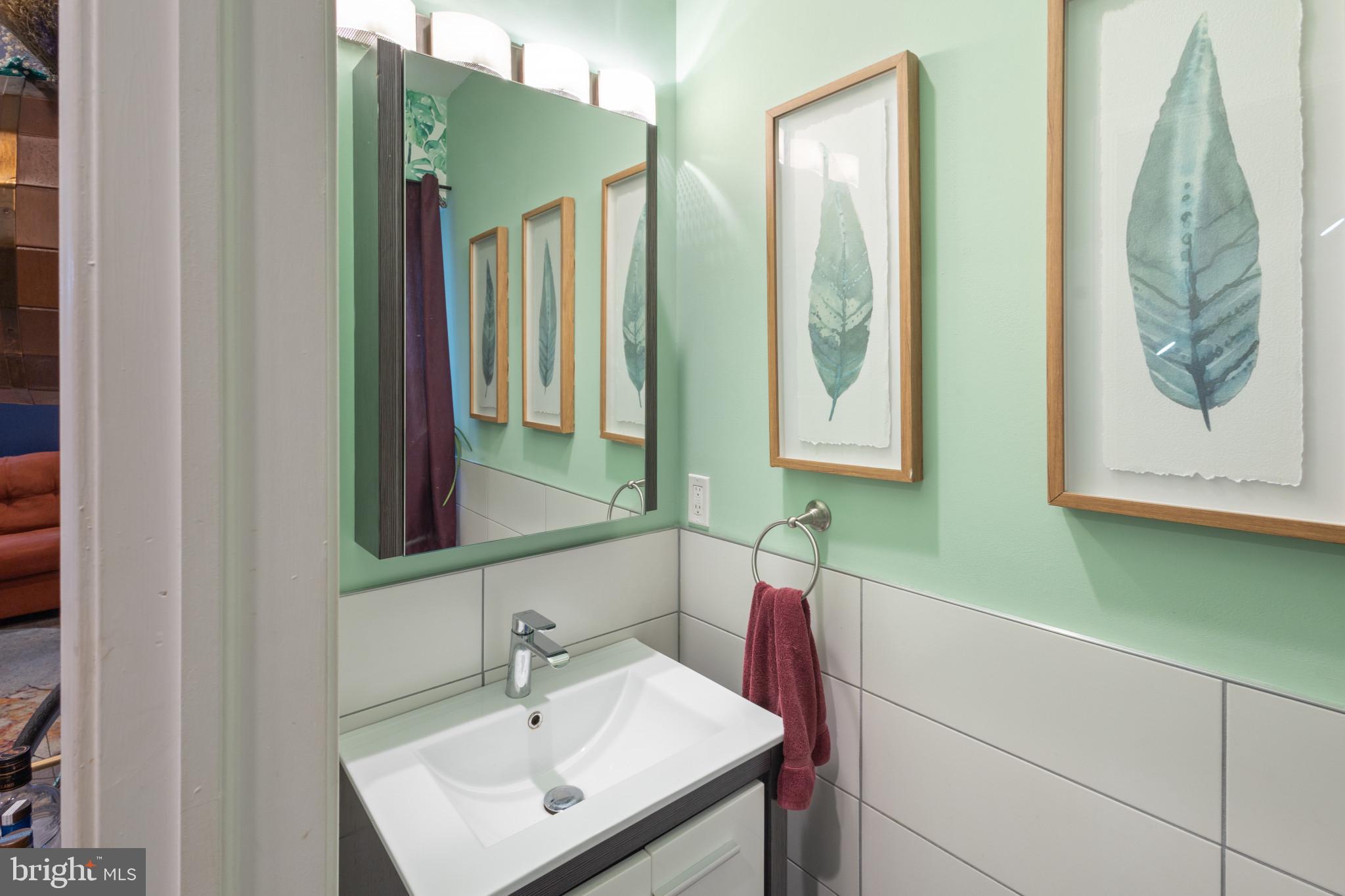 POINT BREEZE - Residential