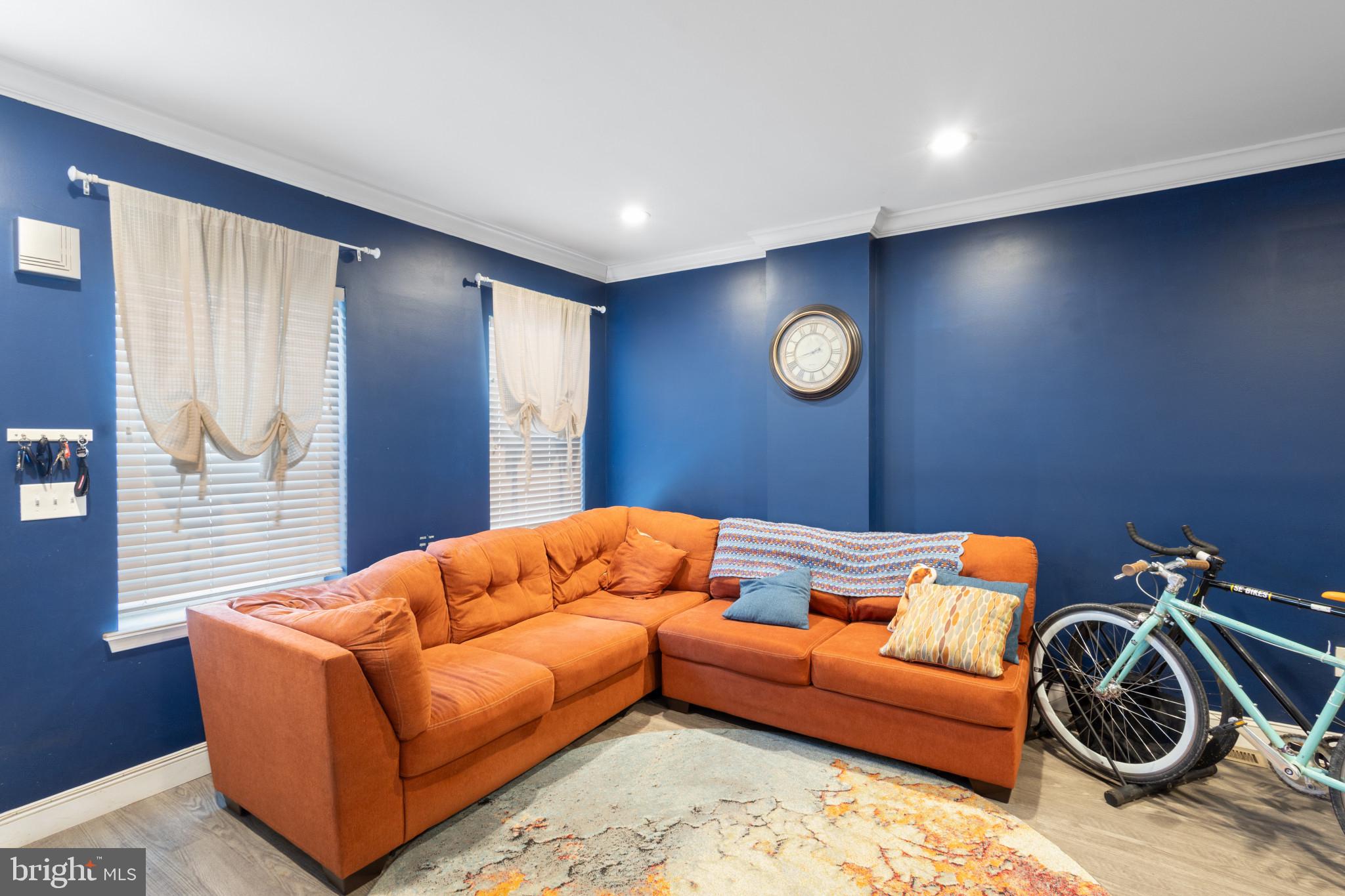 POINT BREEZE - Residential