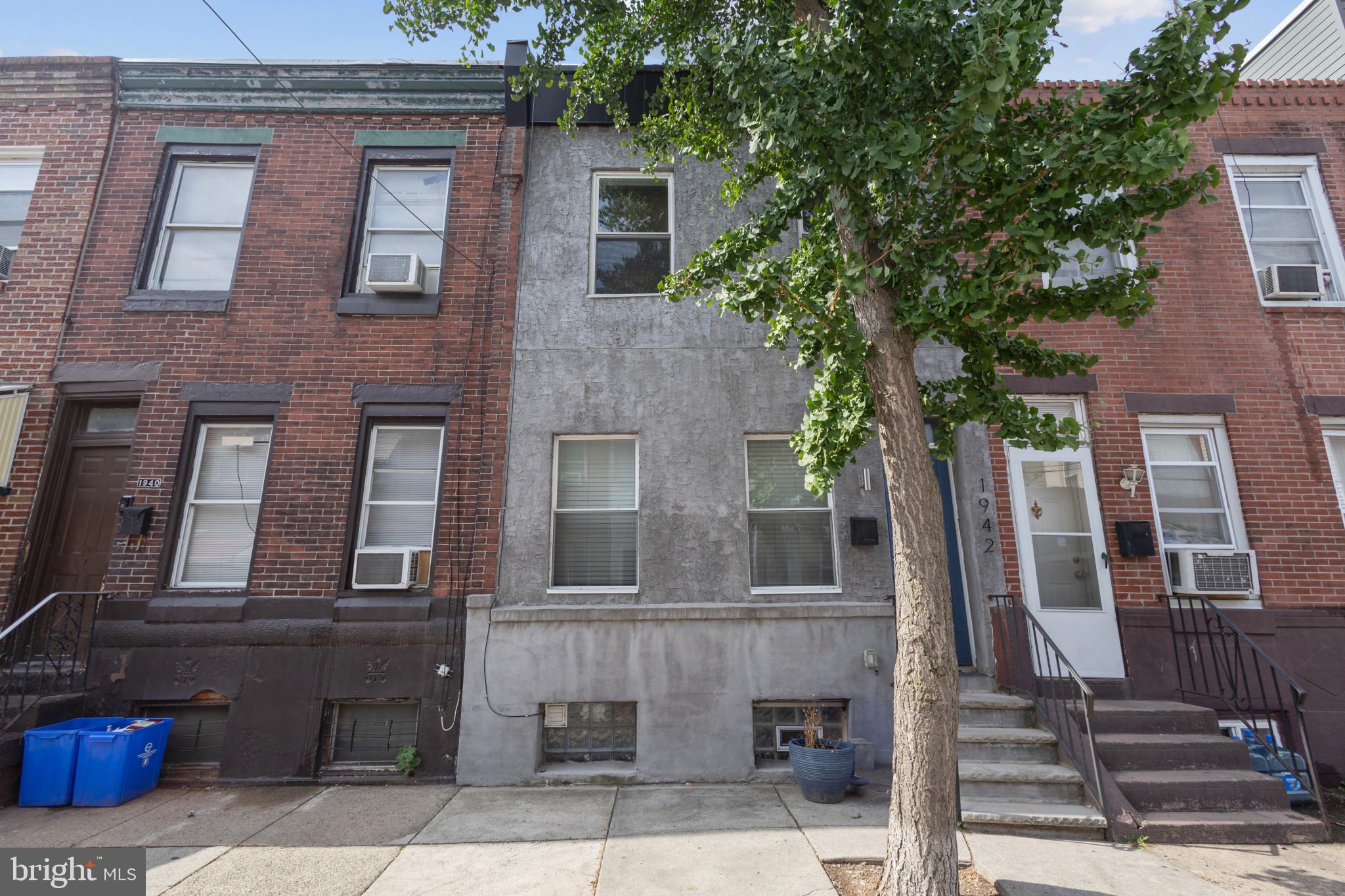 POINT BREEZE - Residential