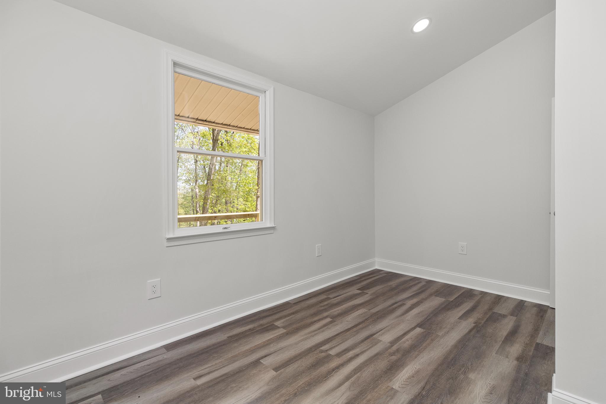 SHAWNEE LAND - Residential