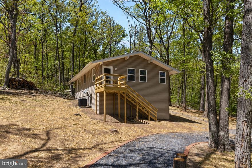 Welcome to this stunning home located in 104 Inca trail, freshly new painted thought-out the entire house boasting in 2 bedrooms and 1 bath situated in 1.37 acres, newly installed Laminated hardwood floors 2023 throughout, this property offers a luxurious lifestyle. Upon entering you’ll be greeted by a spacious open concept that leads into an open space living room. The gourmet kitchen features a brand-new granite countertop 2023, brand-new stainless-steel appliance 2023, and plenty of newly installed cabinet space. Brand new washer and dryer 2023, new roof 2023, new HVAC 2023, new water heater 2023, new deck 2023, new siding 2023. The primary bathrooms offer a luxurious new marbles shower surround, new installed vanity and mirrors 2023, new showers 2023.
backyard is perfect for outdoor entertaining your family and friends and includes a cozy upper deck 
 Don't miss out on the opportunity to make this stunning home your own!