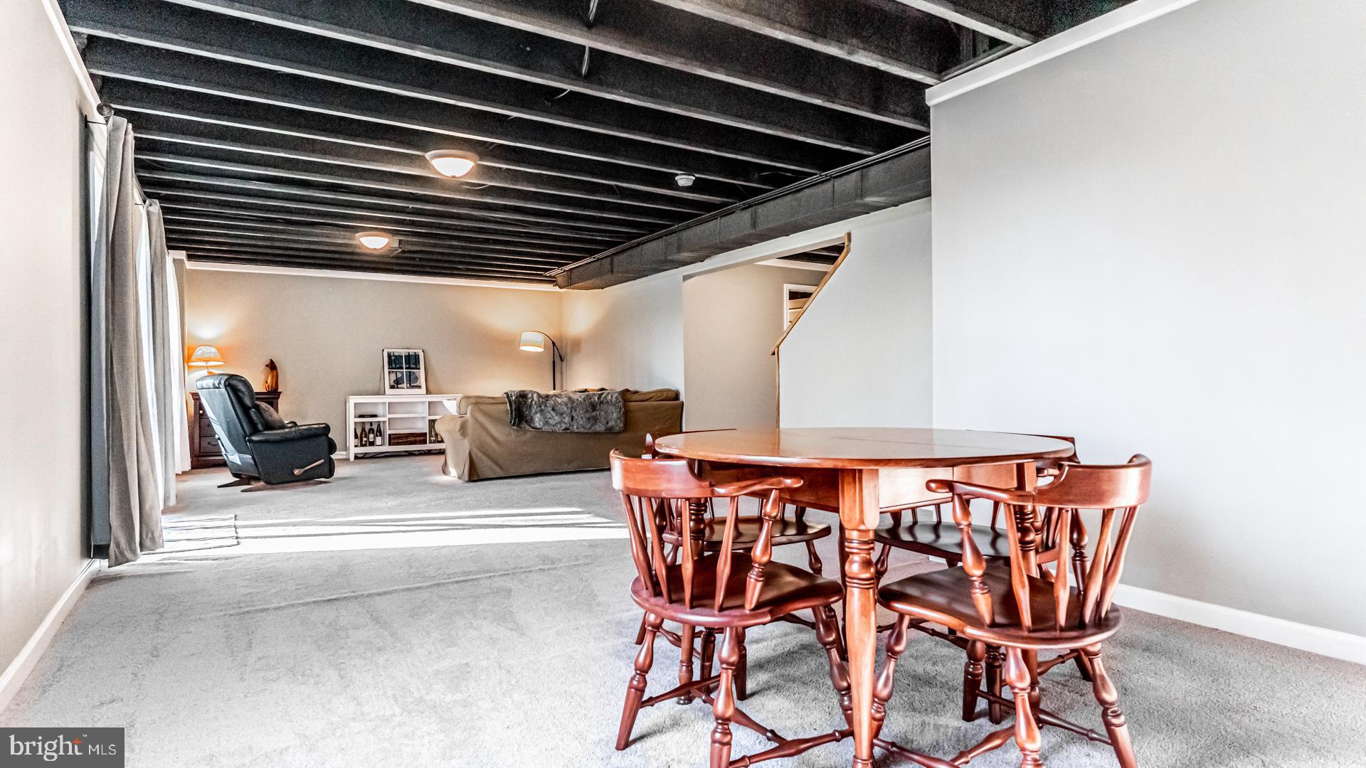 STAFFORD LAKES VILLAGE - Residential