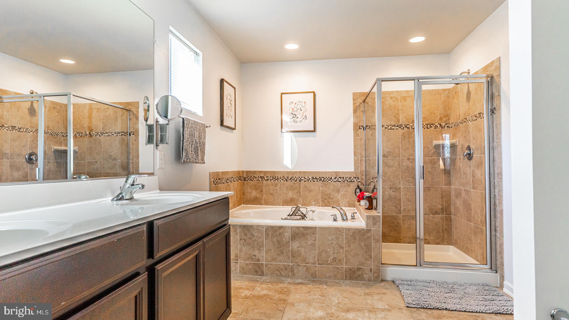 STAFFORD LAKES VILLAGE - Residential