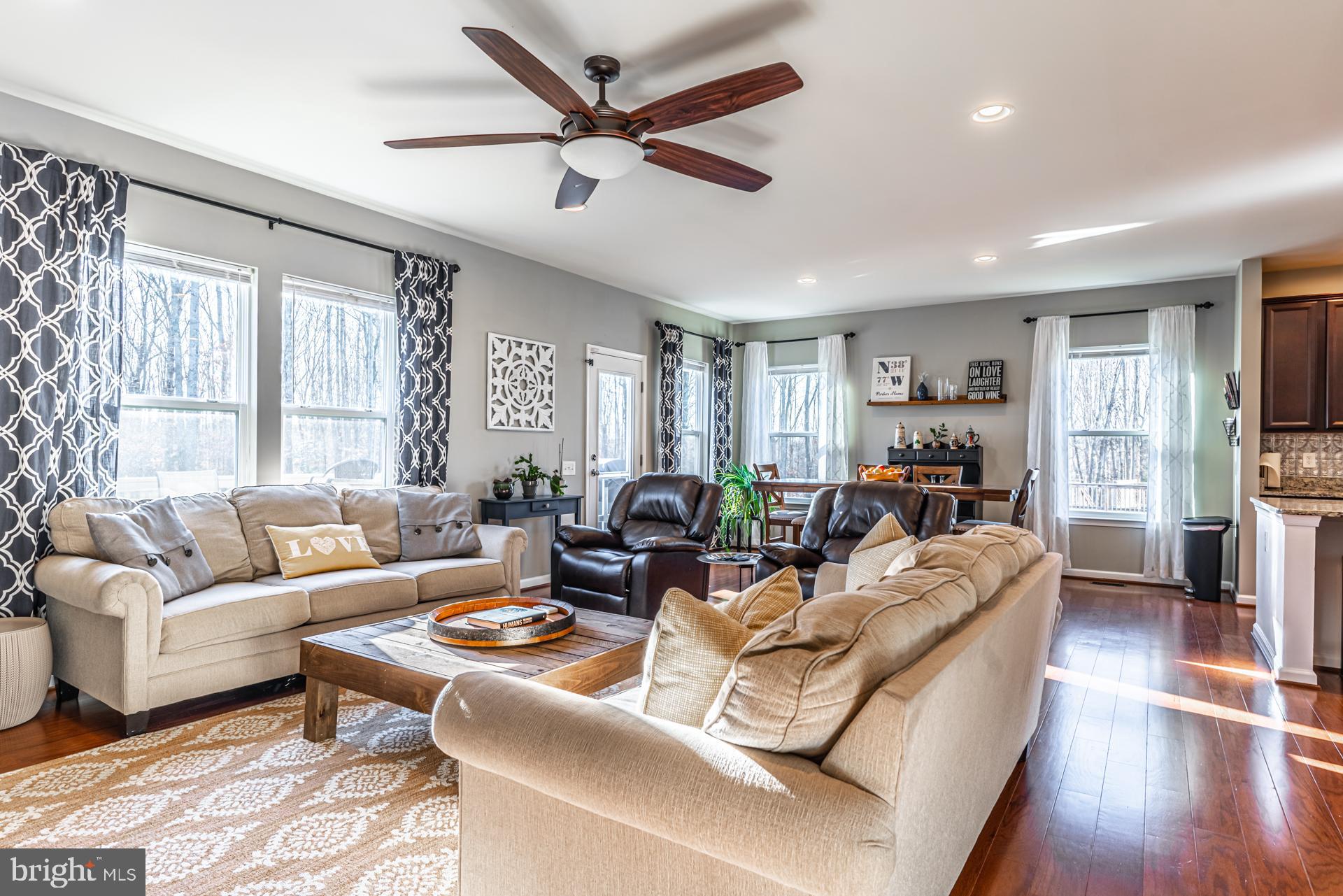 STAFFORD LAKES VILLAGE - Residential