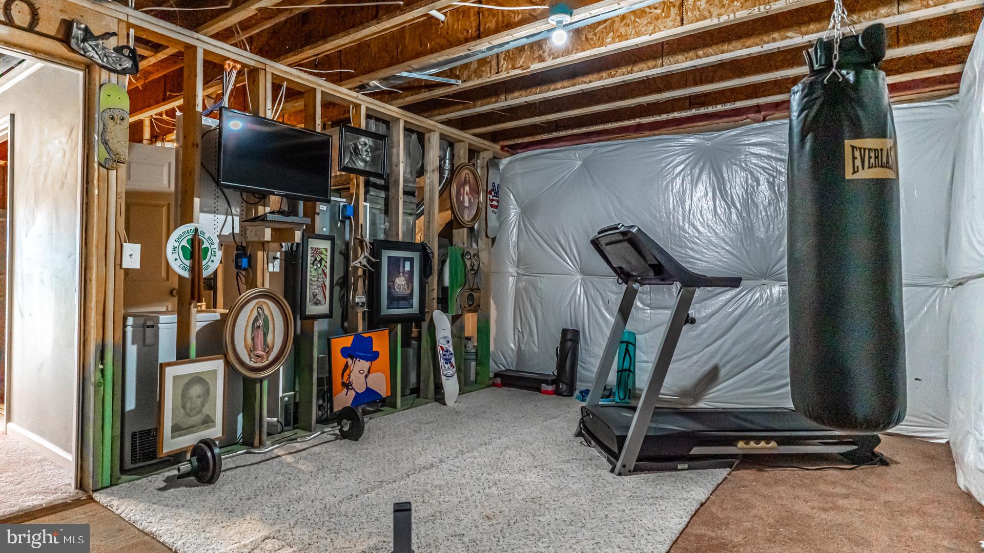 STAFFORD LAKES VILLAGE - Residential