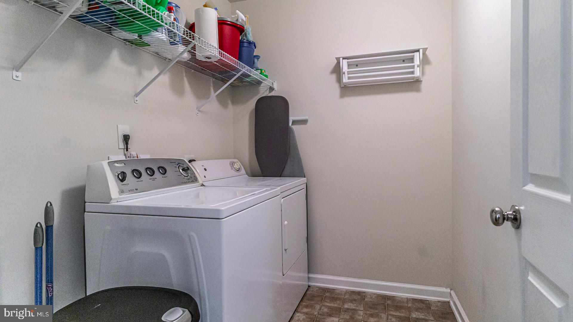 STAFFORD LAKES VILLAGE - Residential