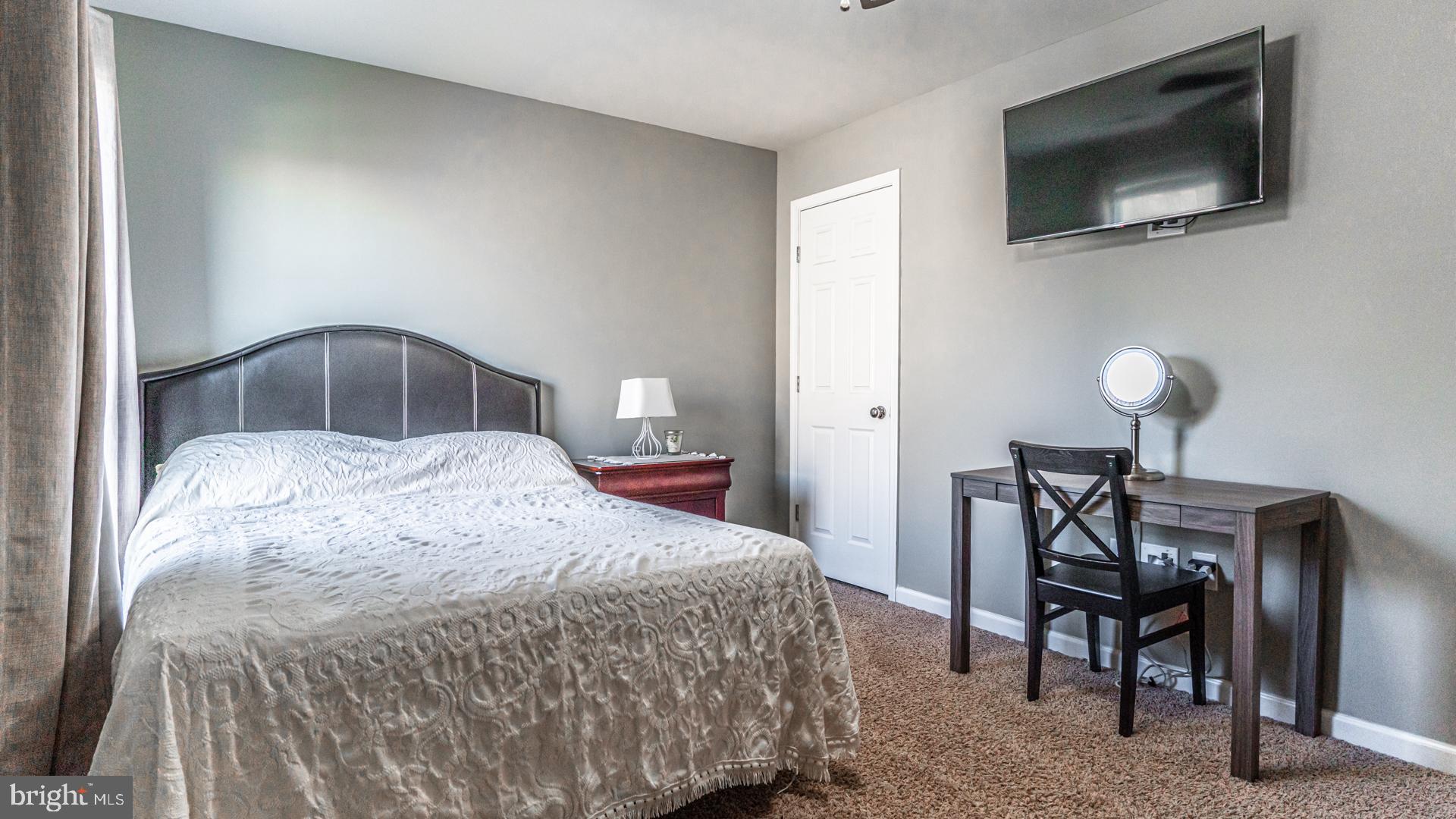 STAFFORD LAKES VILLAGE - Residential