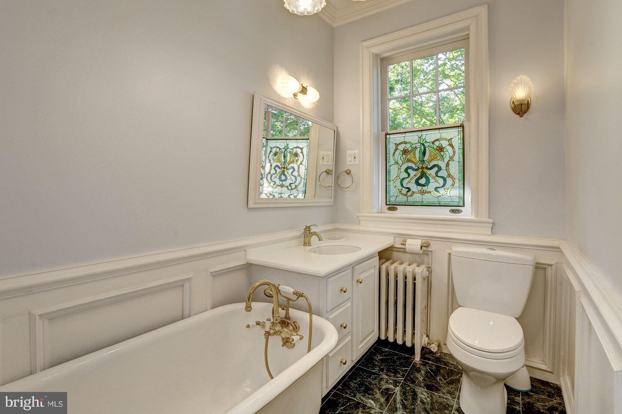 CHEVY CHASE - Residential