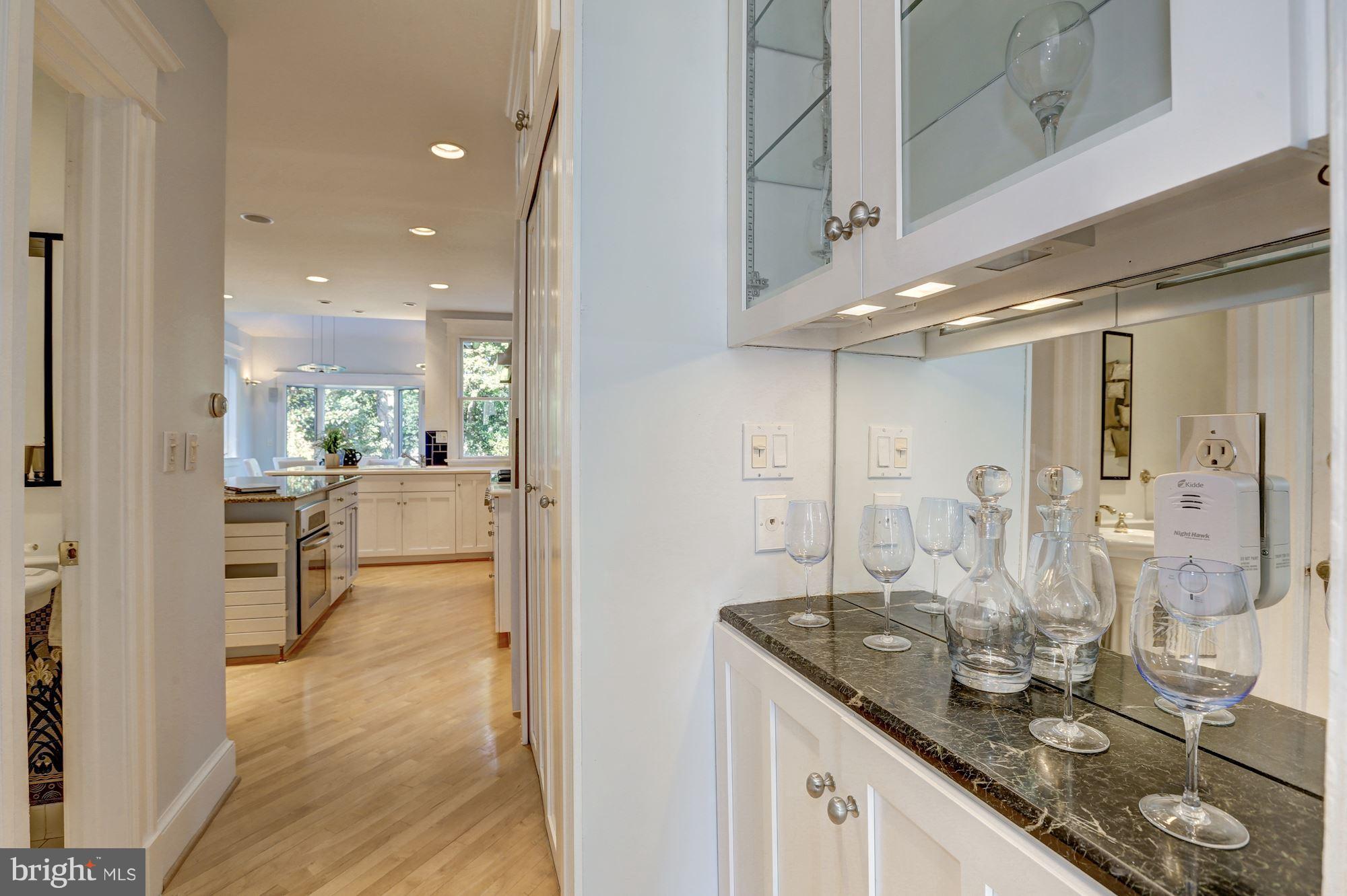 CHEVY CHASE - Residential