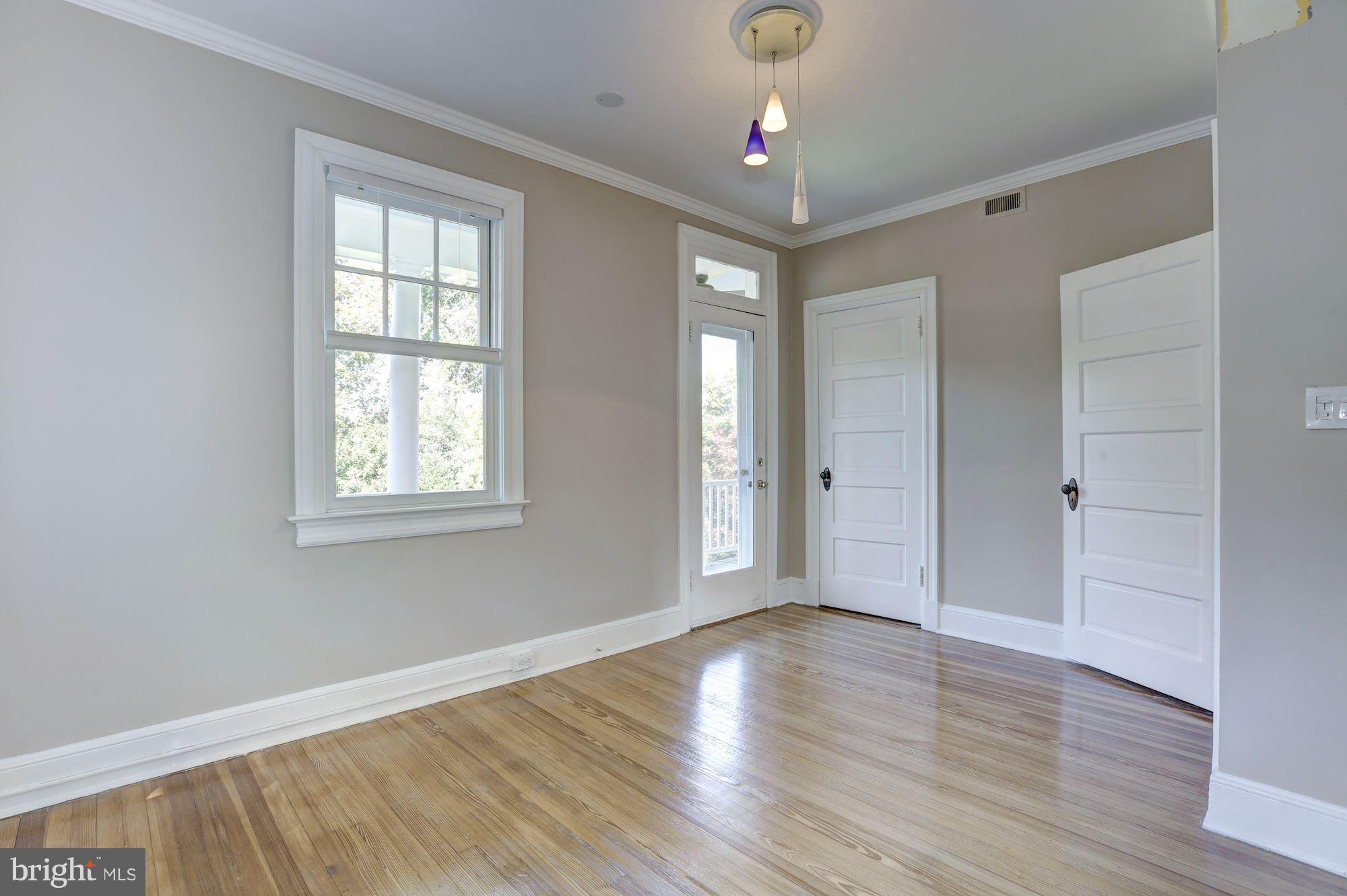 CHEVY CHASE - Residential