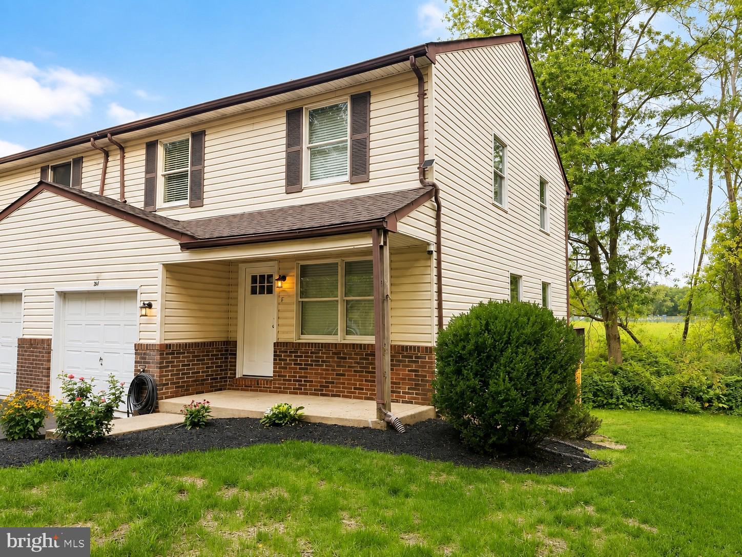 26 BOWLING GREEN AVENUE UNIT 6 (F)