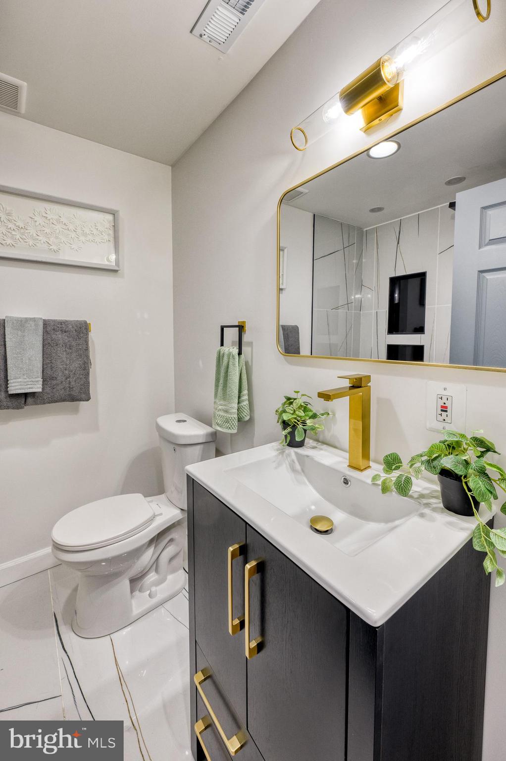 BROOKLYN - Residential