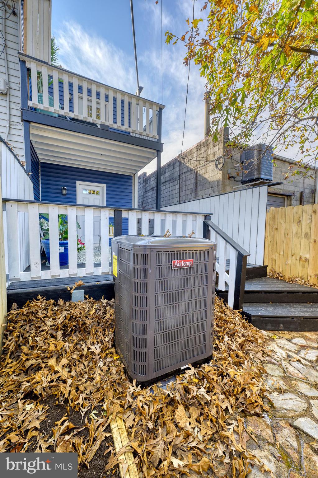 BROOKLYN - Residential