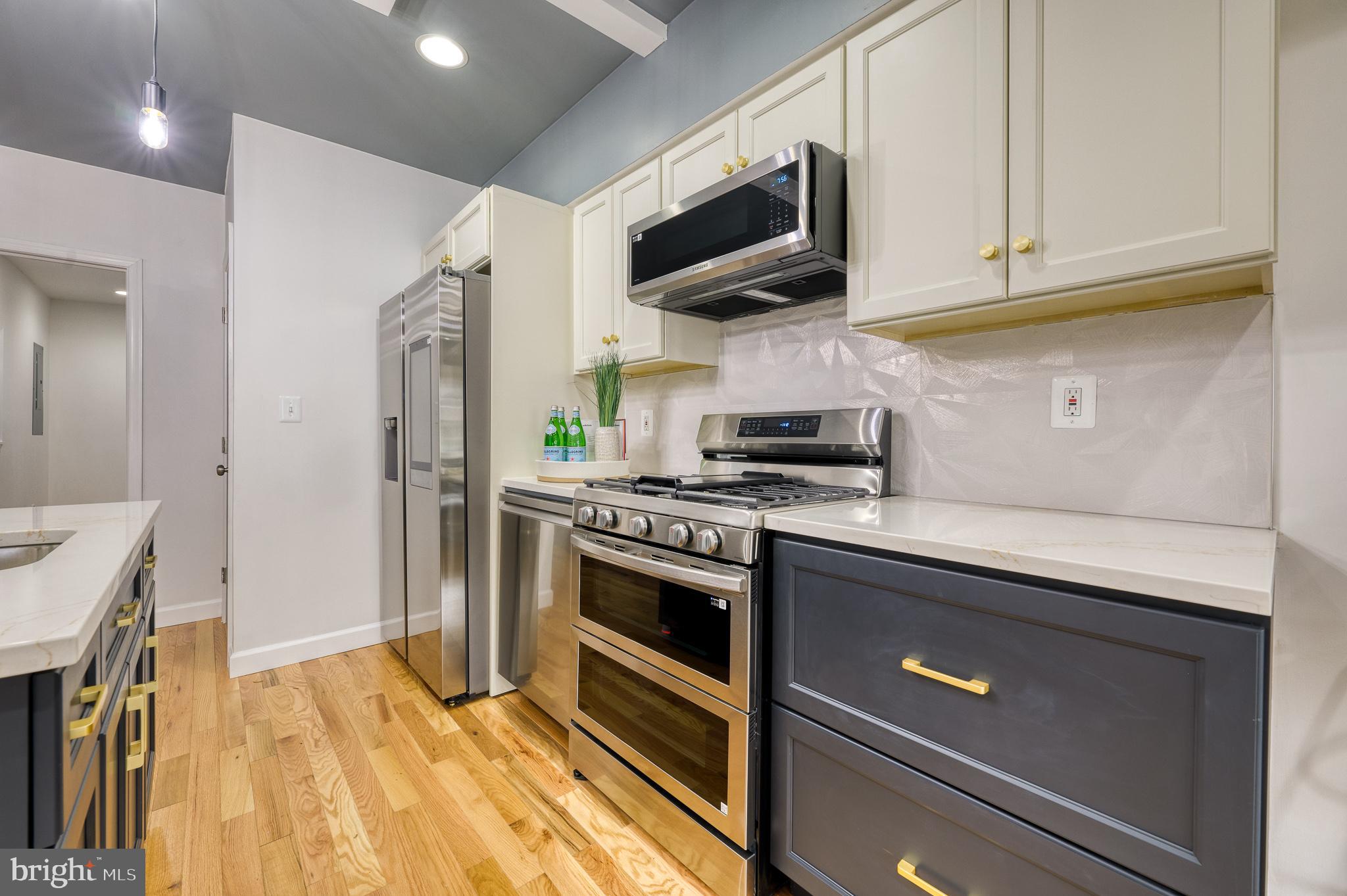 BROOKLYN - Residential