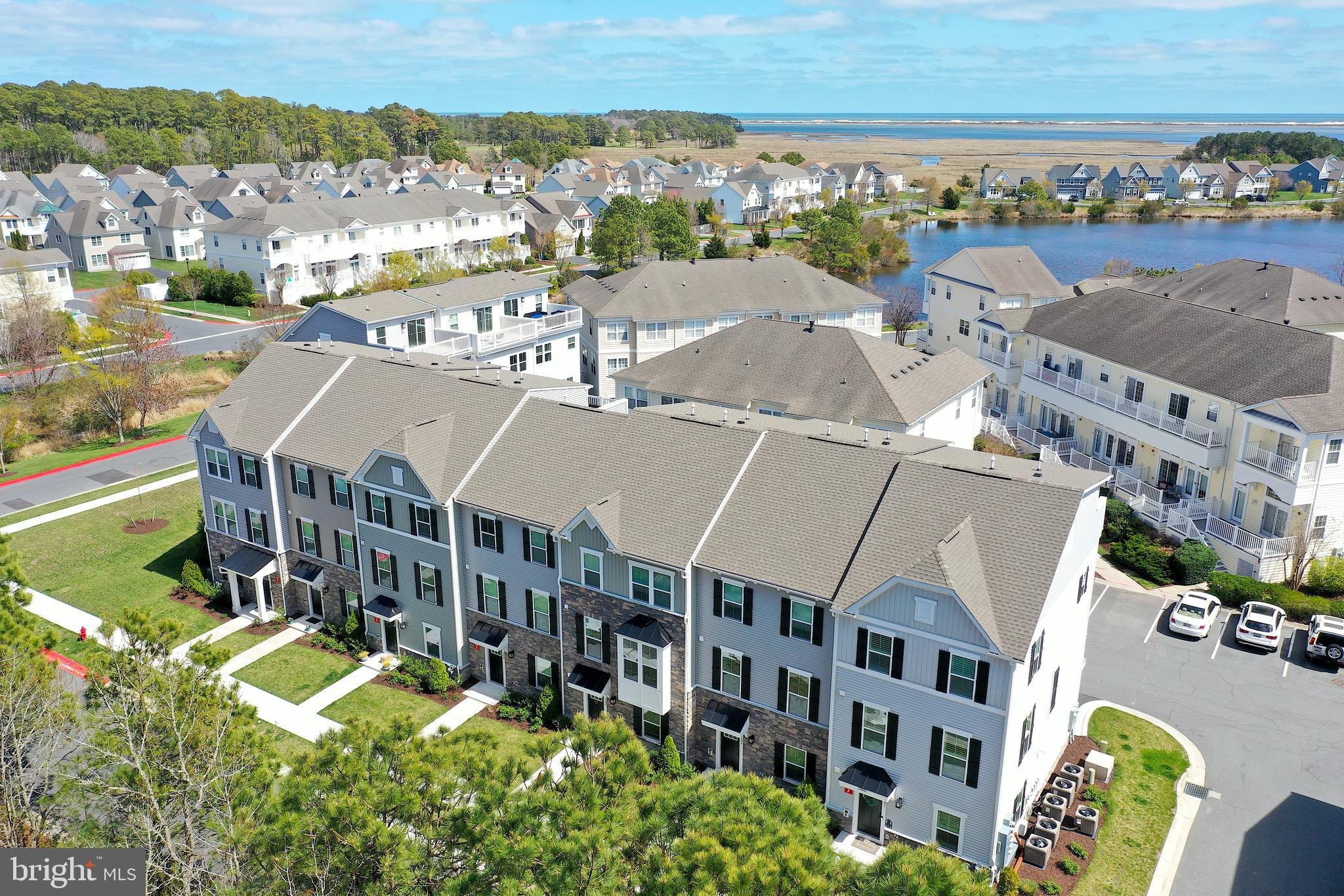 BAYSIDE - Residential