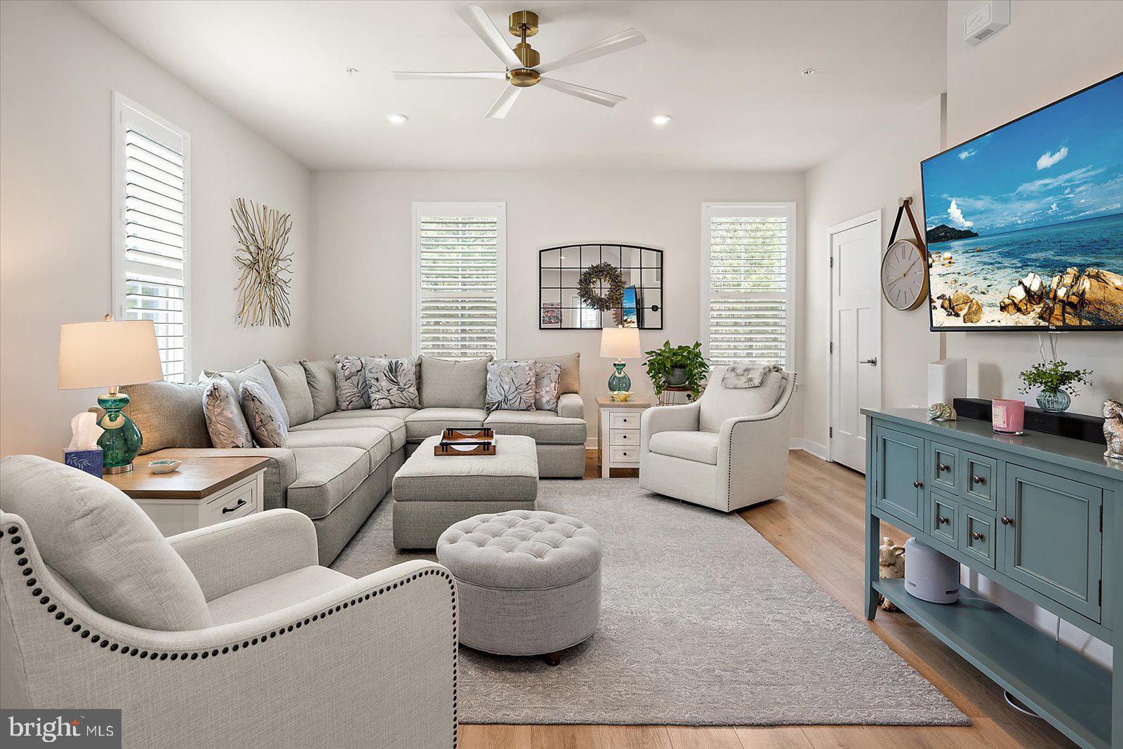 BAYSIDE - Residential