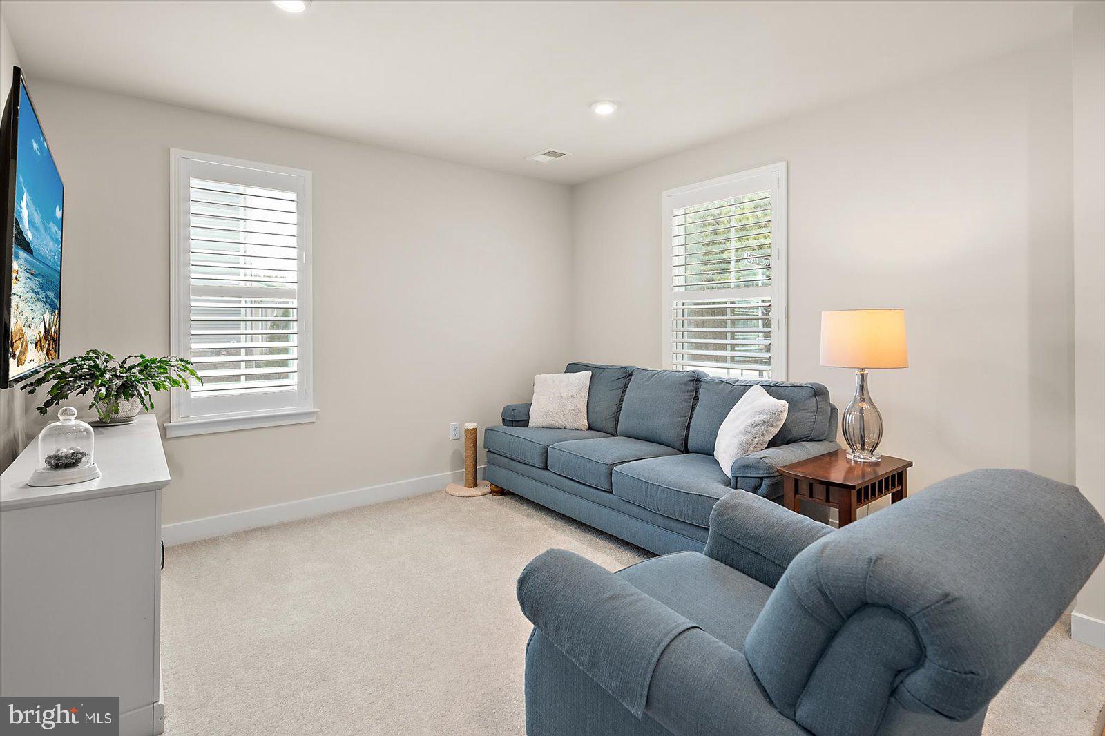 BAYSIDE - Residential