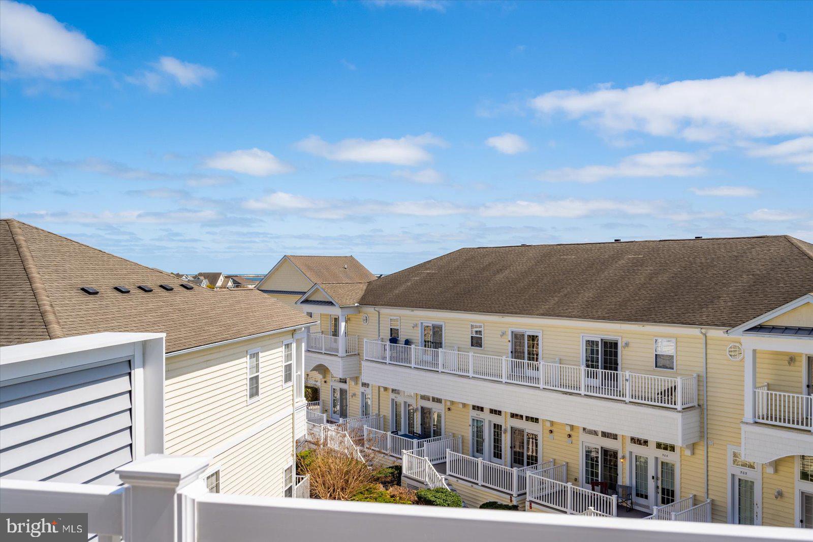 BAYSIDE - Residential