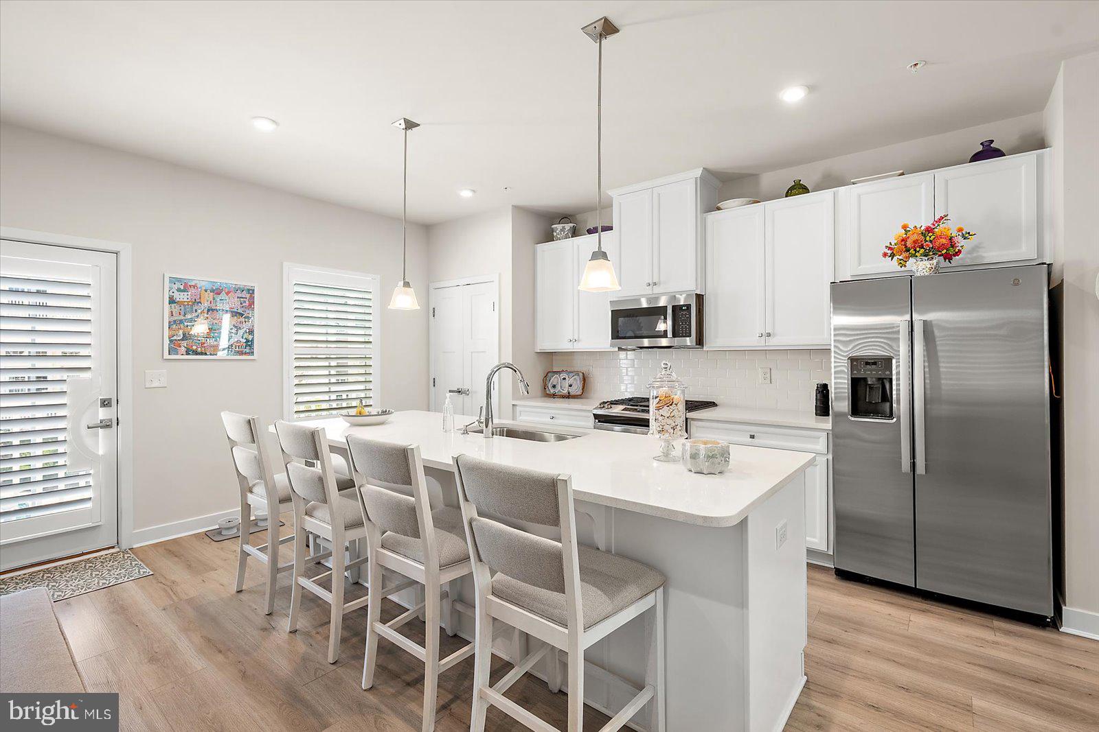 BAYSIDE - Residential