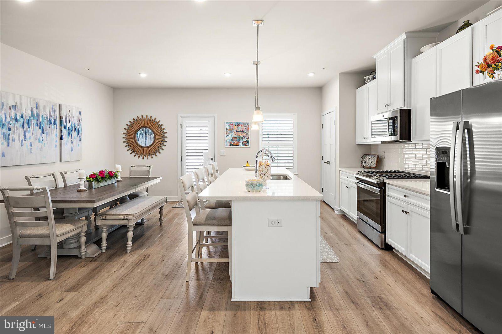 BAYSIDE - Residential