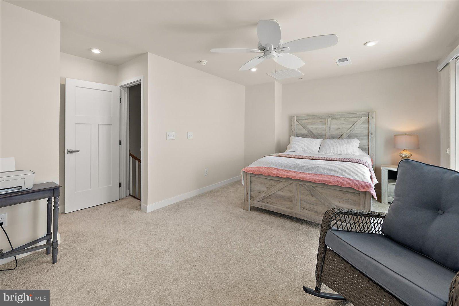 BAYSIDE - Residential