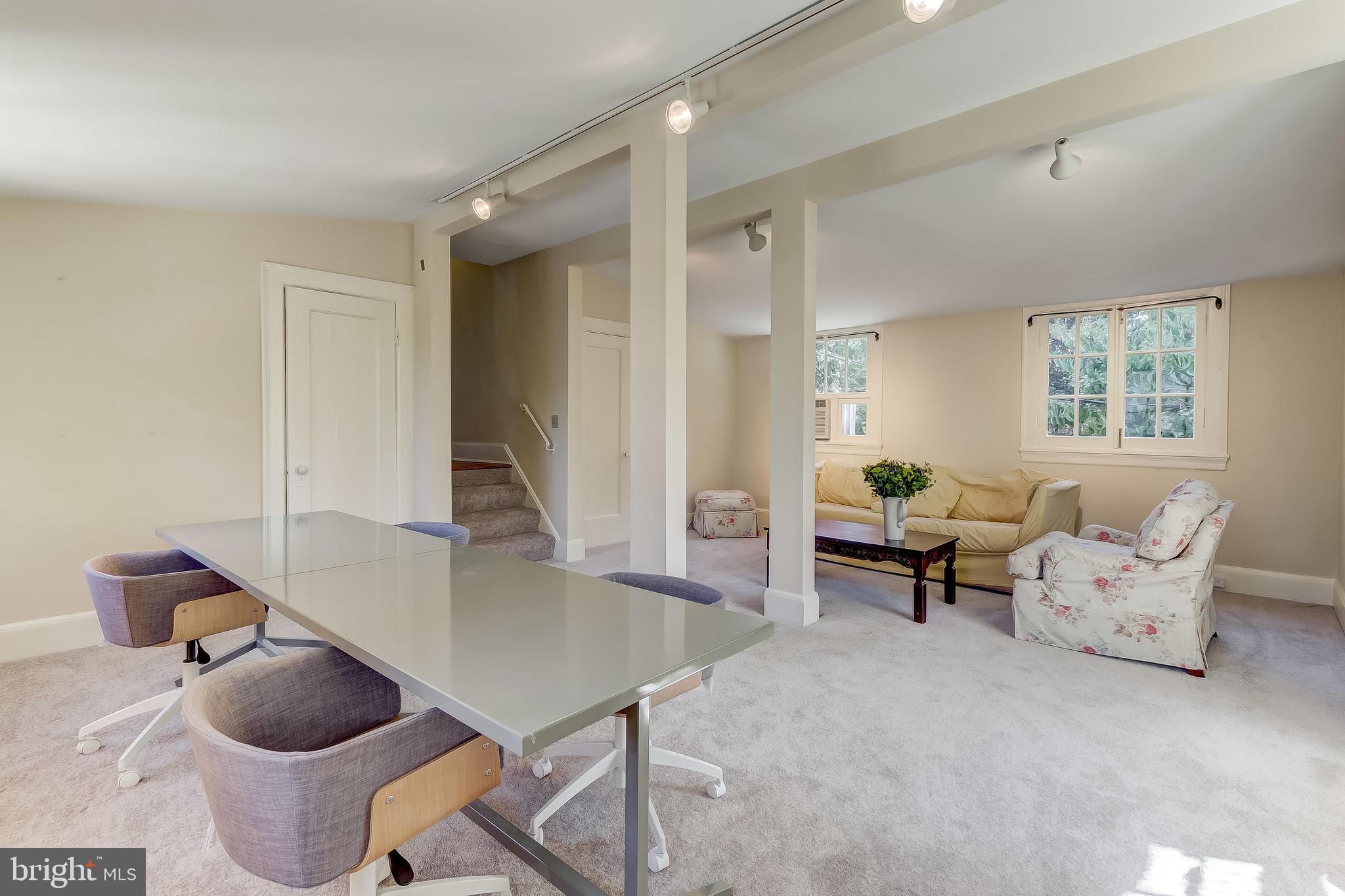 GUILFORD - Residential