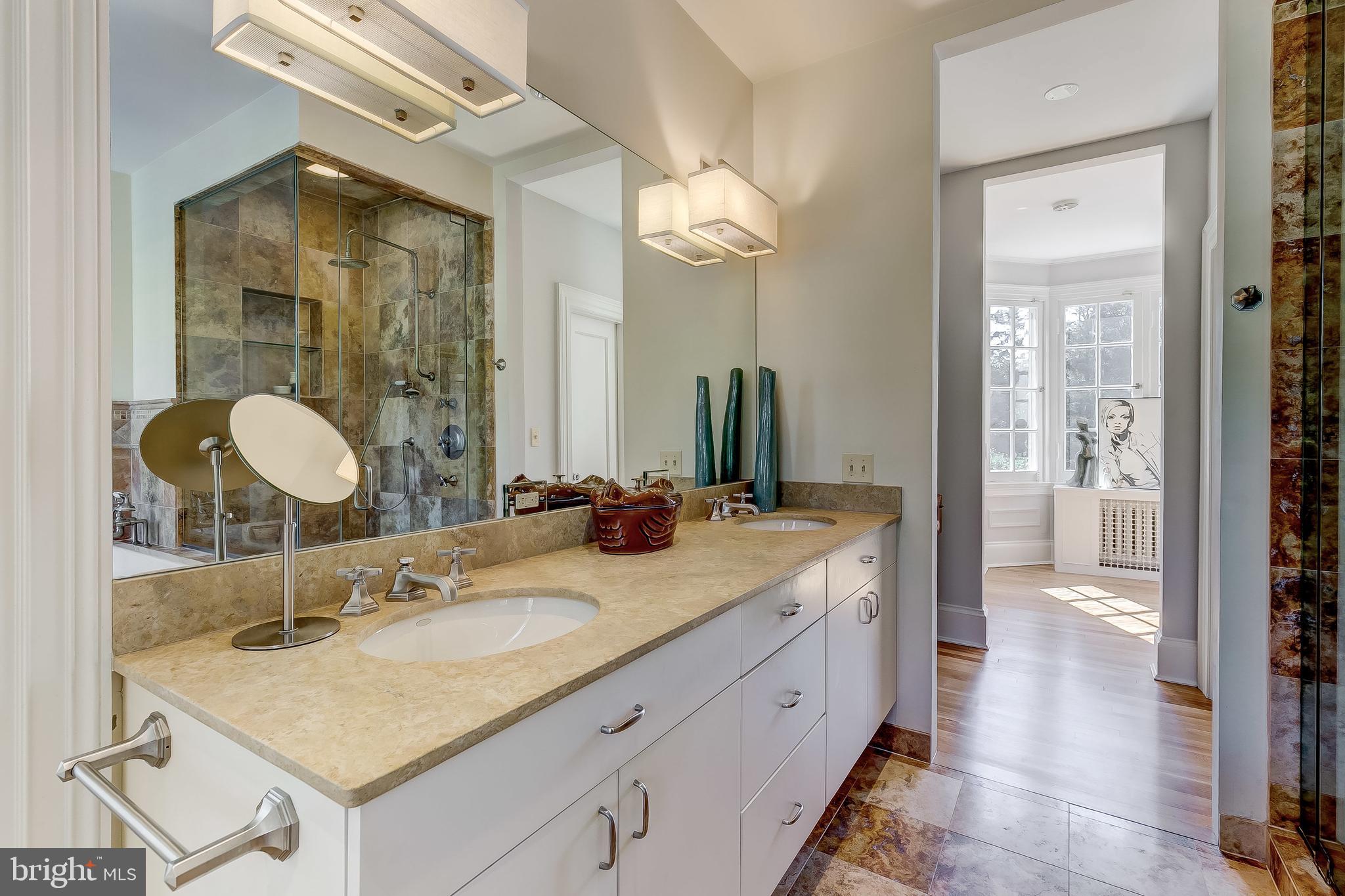 GUILFORD - Residential