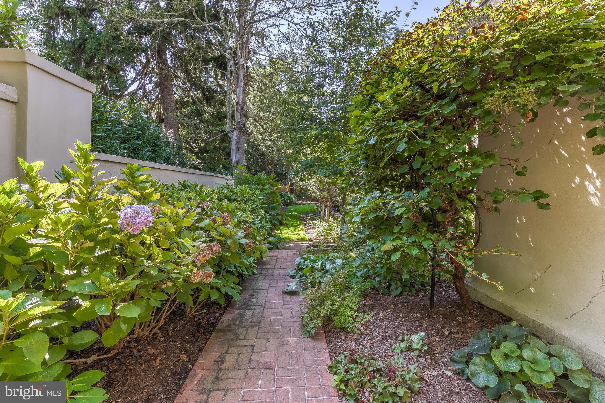 GUILFORD - Residential