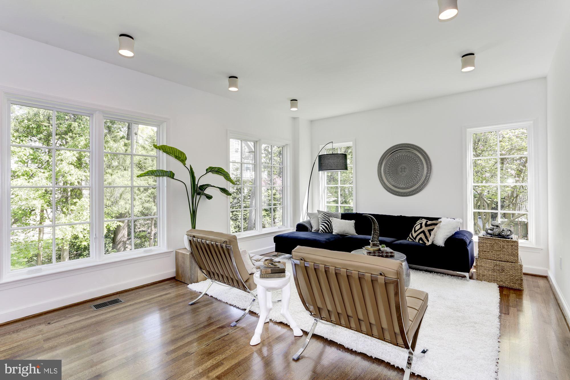 CHEVY CHASE - Residential