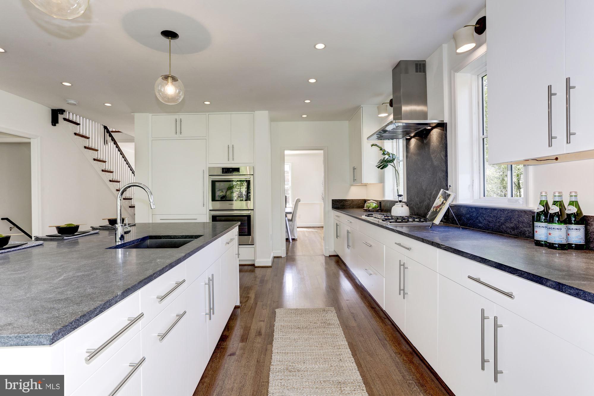 CHEVY CHASE - Residential