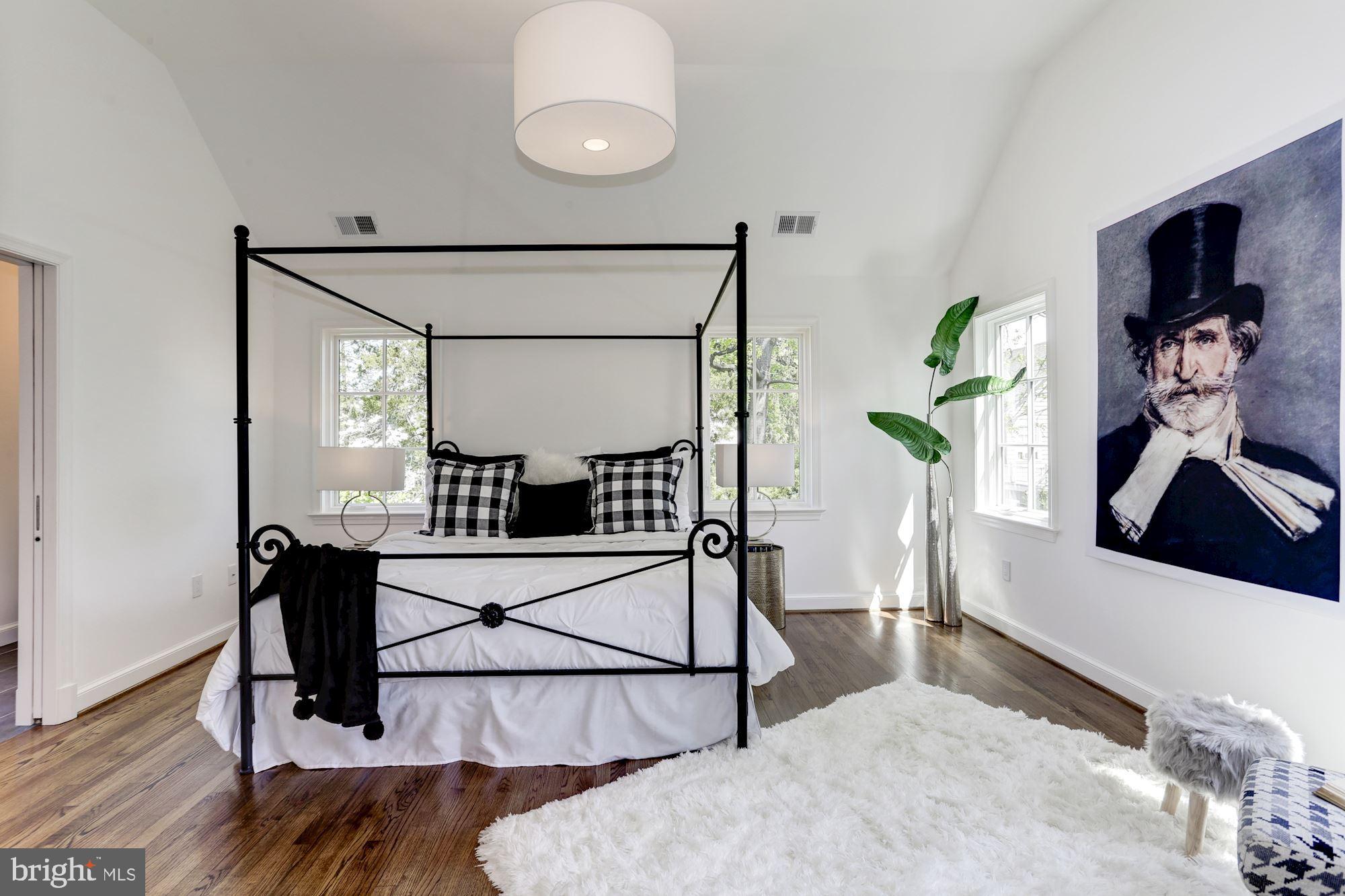 CHEVY CHASE - Residential