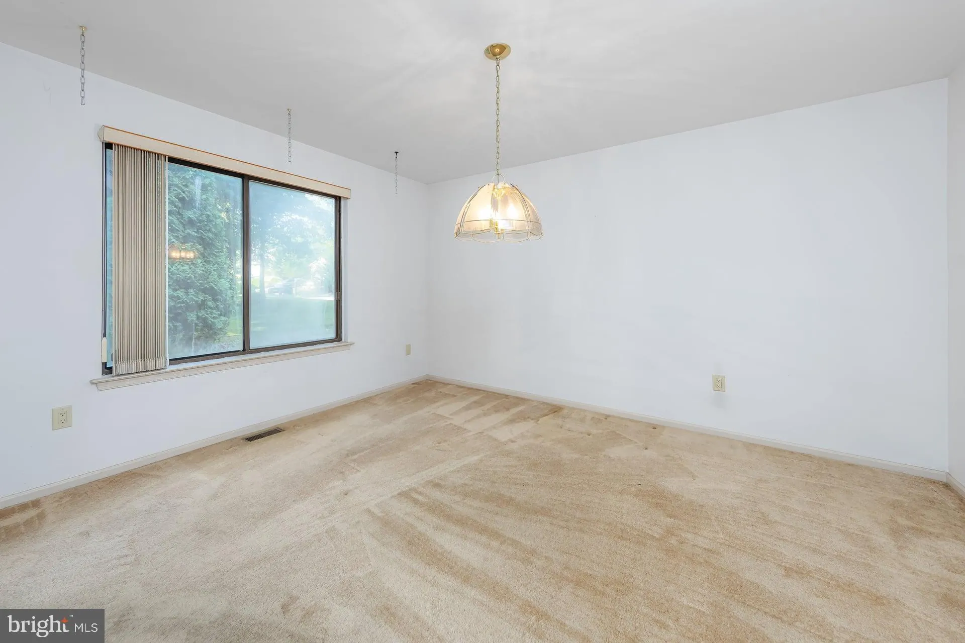 Voorhees, New Jersey 08043, United States, 3 Bedrooms Bedrooms, ,3 BathroomsBathrooms,Residential,Active,178406