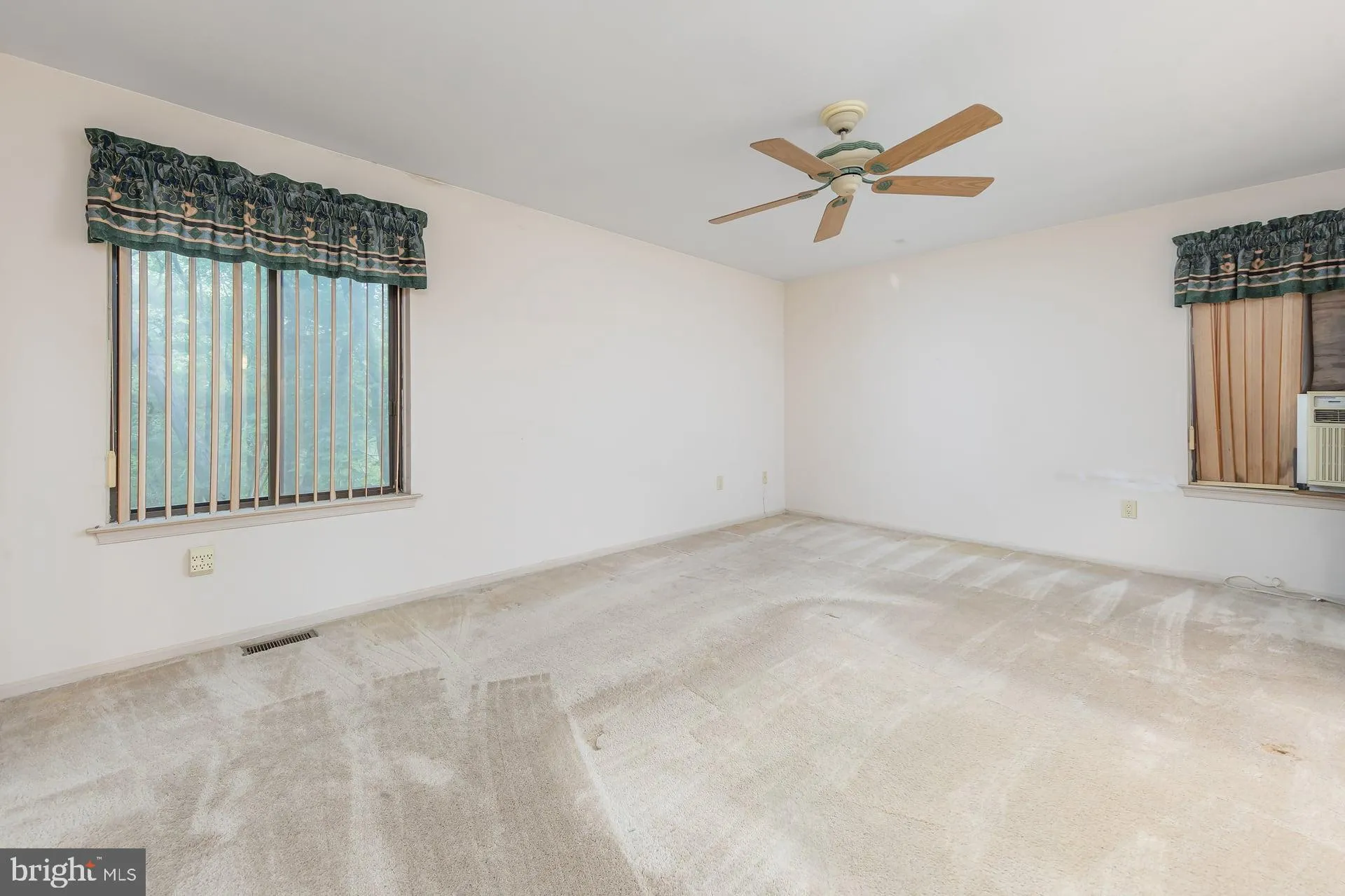 Voorhees, New Jersey 08043, United States, 3 Bedrooms Bedrooms, ,3 BathroomsBathrooms,Residential,Active,178406