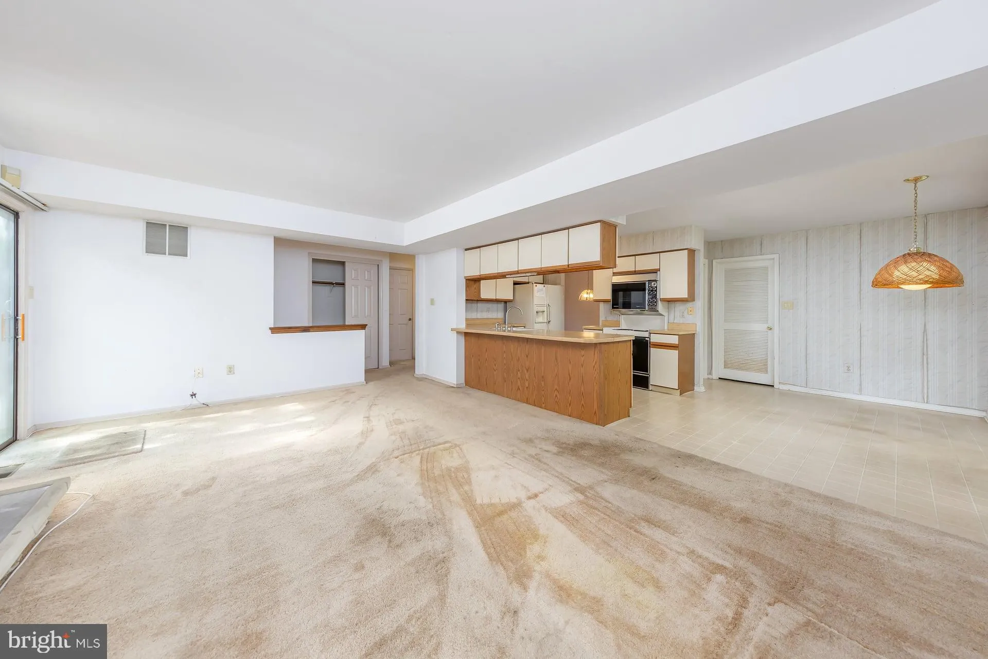 Voorhees, New Jersey 08043, United States, 3 Bedrooms Bedrooms, ,3 BathroomsBathrooms,Residential,Active,178406