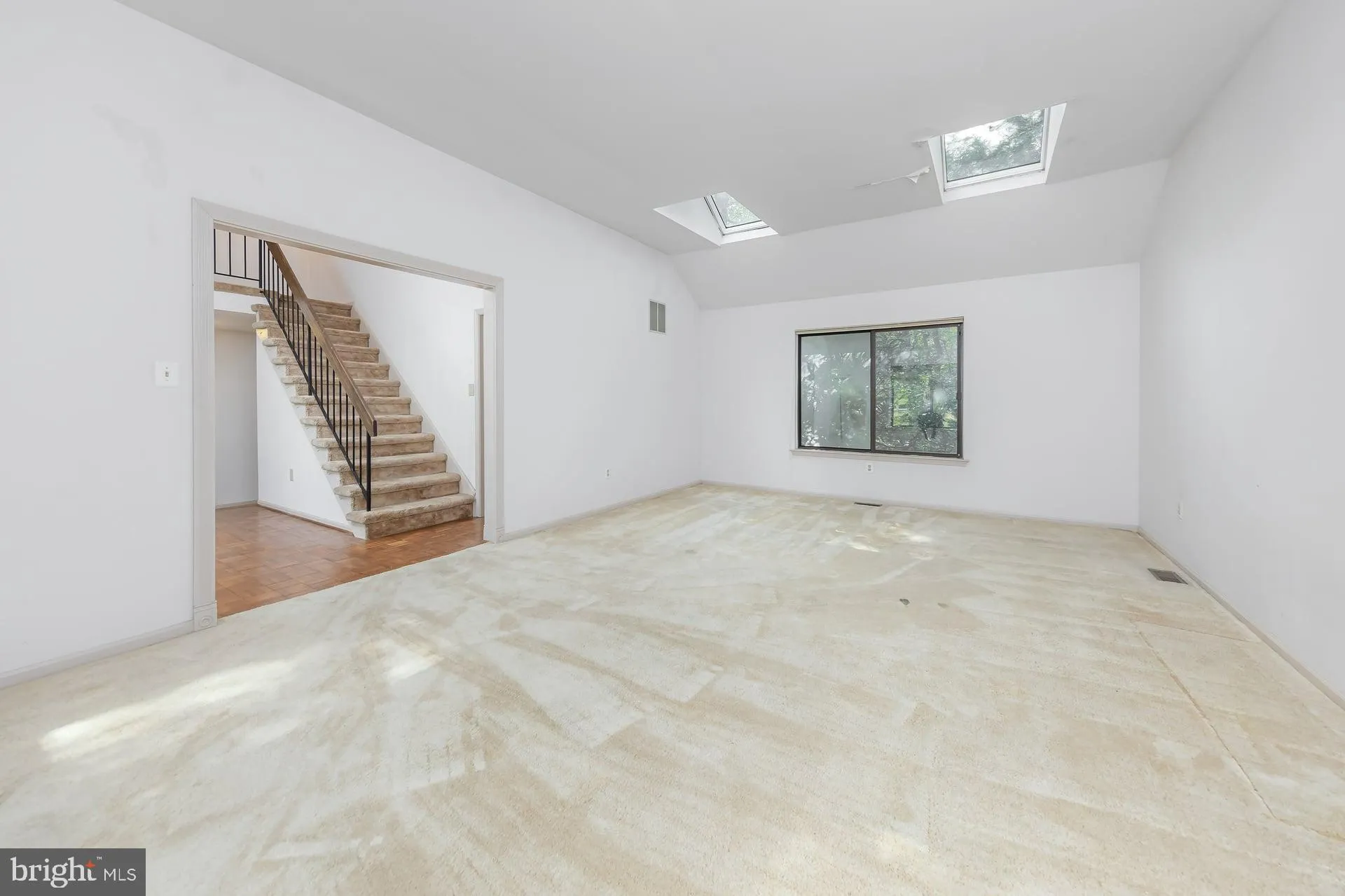 Voorhees, New Jersey 08043, United States, 3 Bedrooms Bedrooms, ,3 BathroomsBathrooms,Residential,Active,178406