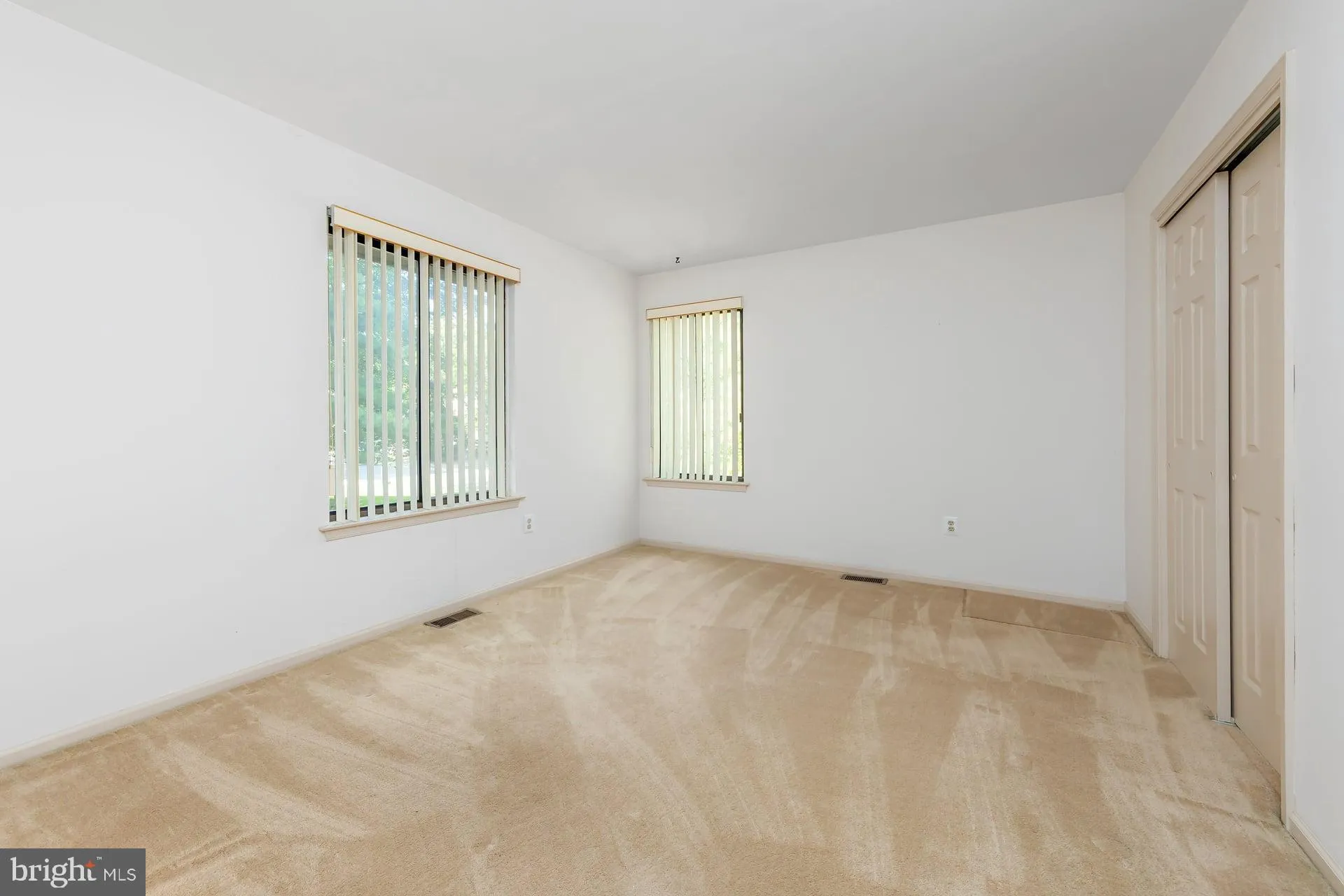 Voorhees, New Jersey 08043, United States, 3 Bedrooms Bedrooms, ,3 BathroomsBathrooms,Residential,Active,178406