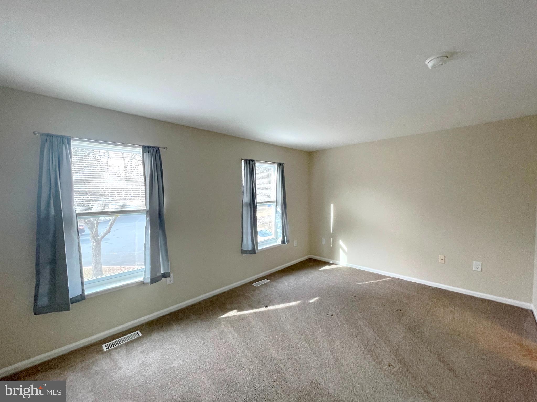 WAKEFIELD - Residential