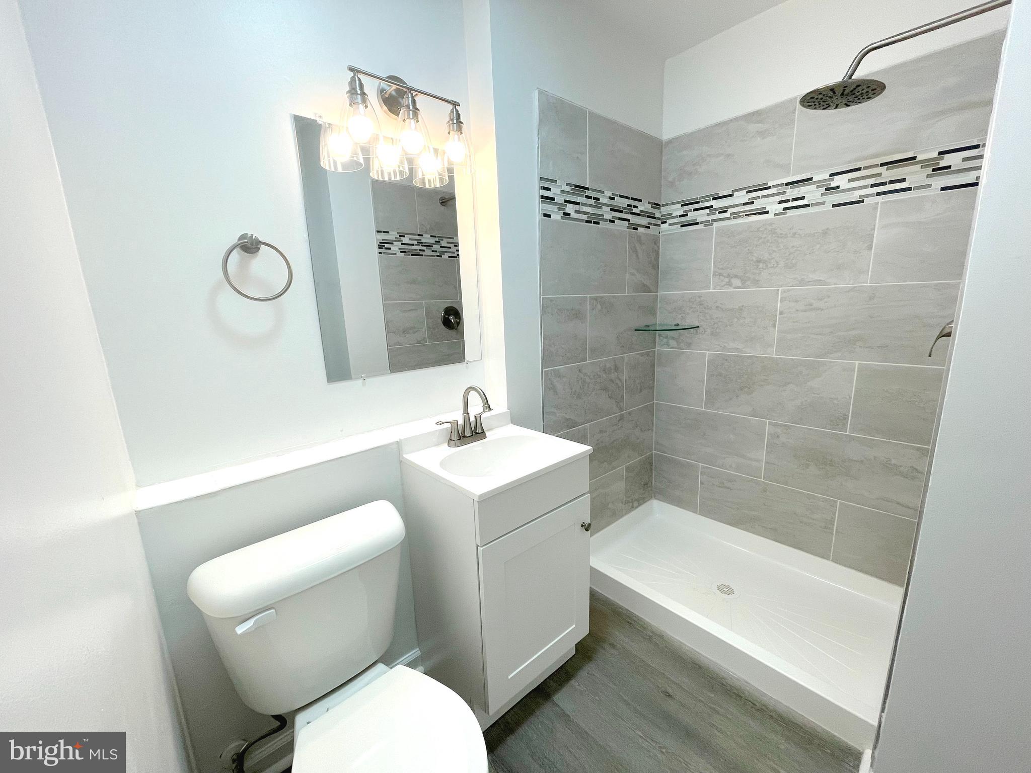 WAKEFIELD - Residential