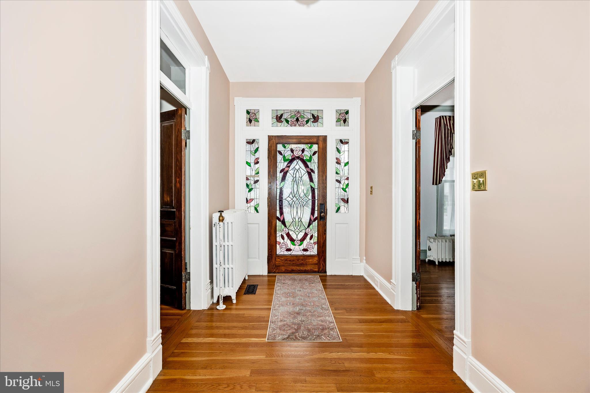 MIDDLETOWN - Residential